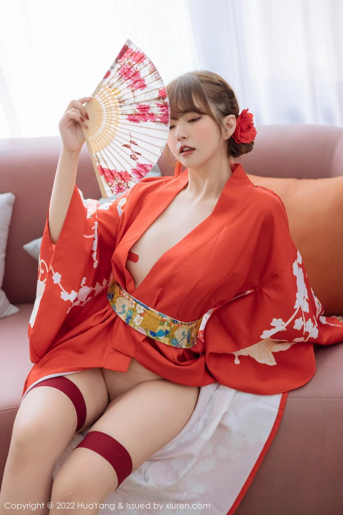 张思允Nice西双版纳旅拍红色真空和服半脱露豪乳绝美写真 第 16 张