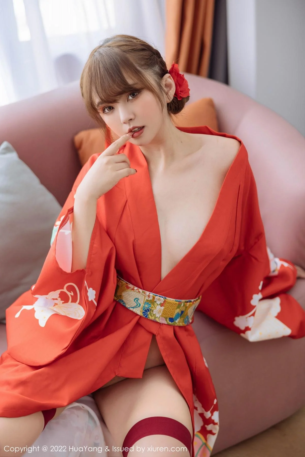 张思允Nice西双版纳旅拍红色真空和服半脱露豪乳绝美写真 第 25 张