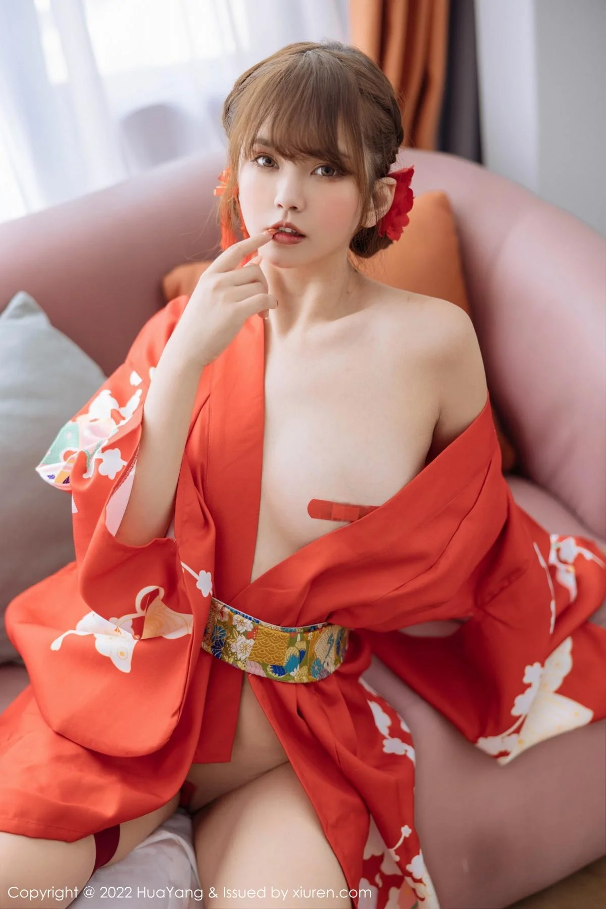 张思允Nice西双版纳旅拍红色真空和服半脱露豪乳绝美写真 第 28 张