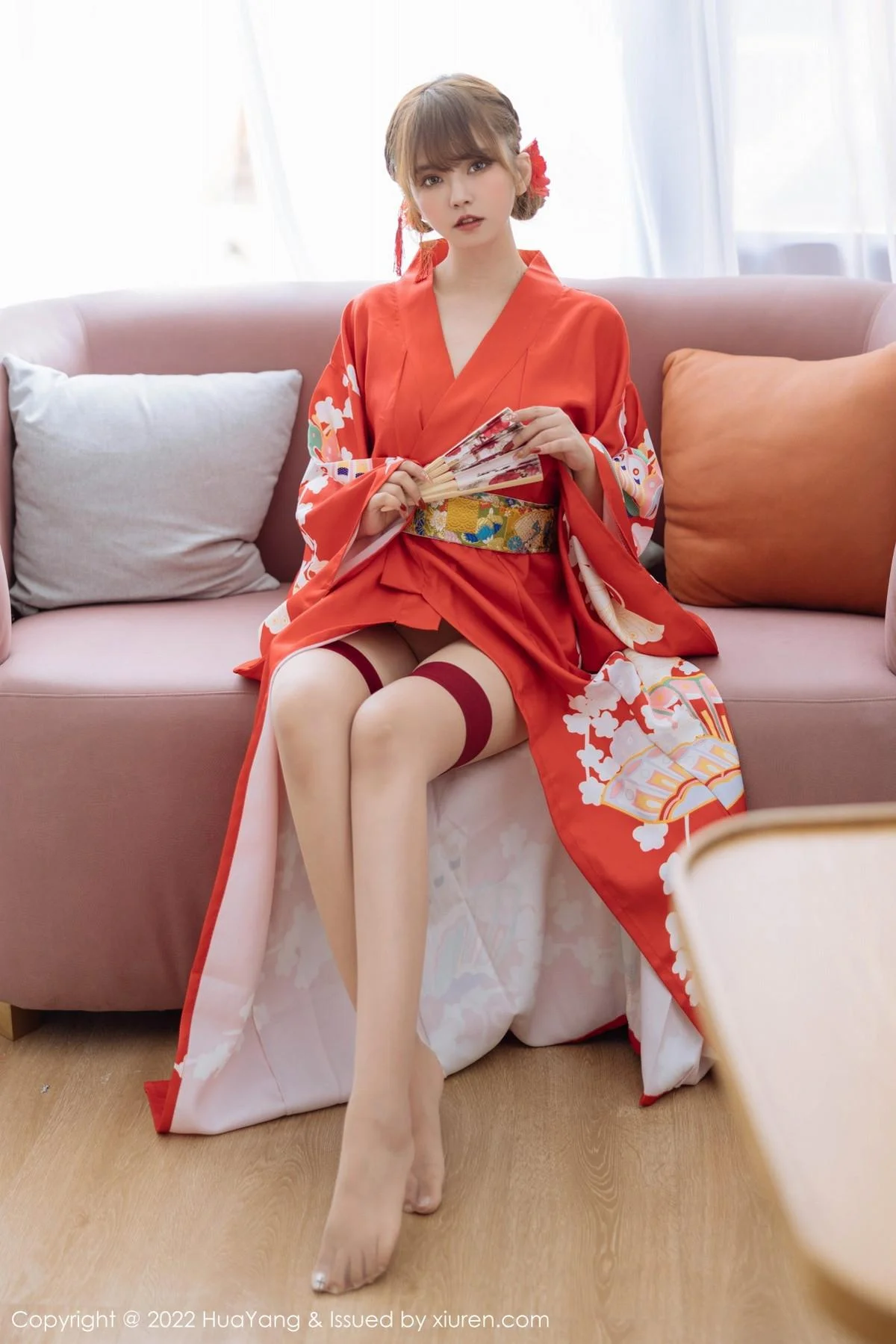 张思允Nice西双版纳旅拍红色真空和服半脱露豪乳绝美写真 第 3 张