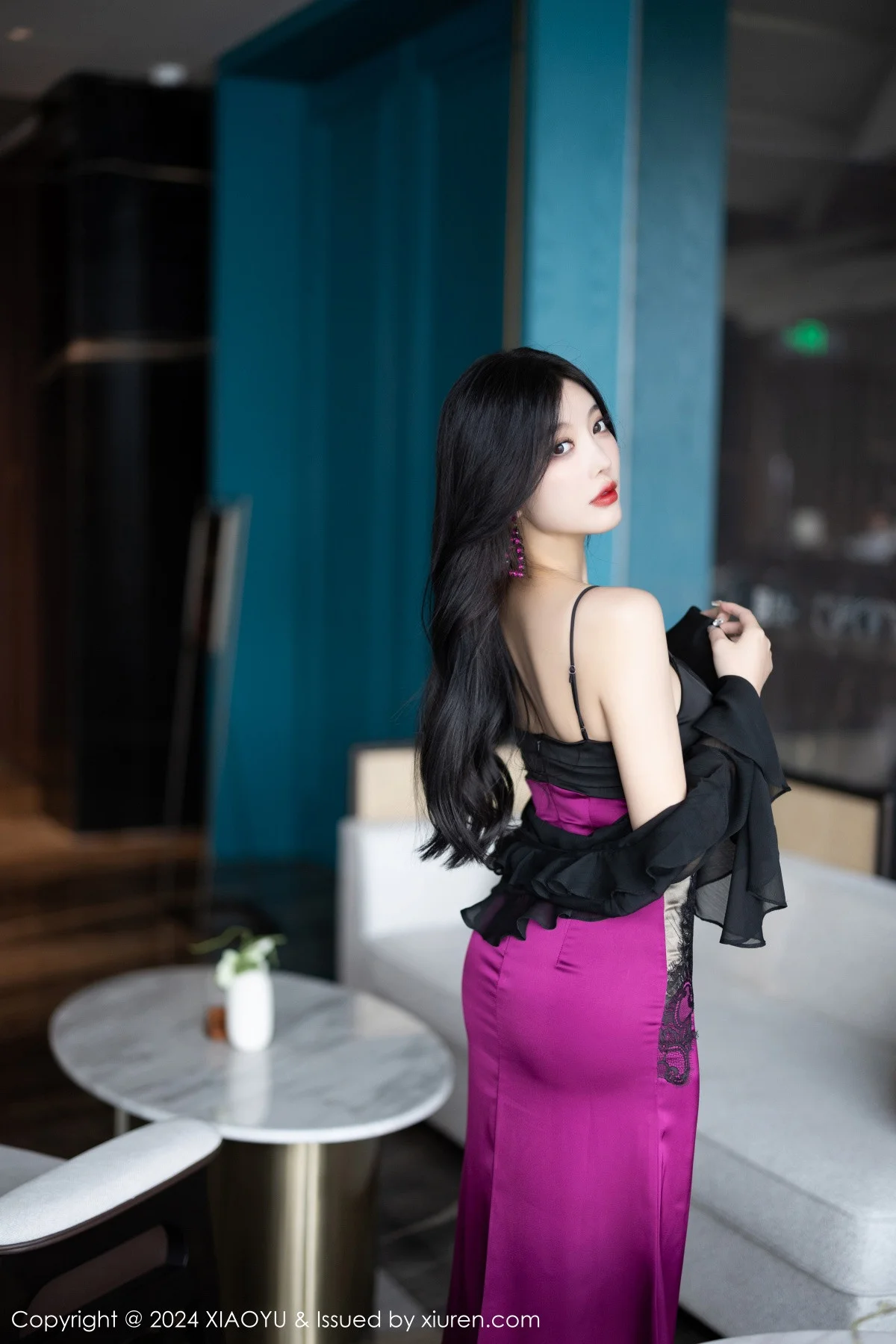 杨晨晨Yome性感吊带裙+黑色情趣服饰秀完美身材绝美写真 第 9 张