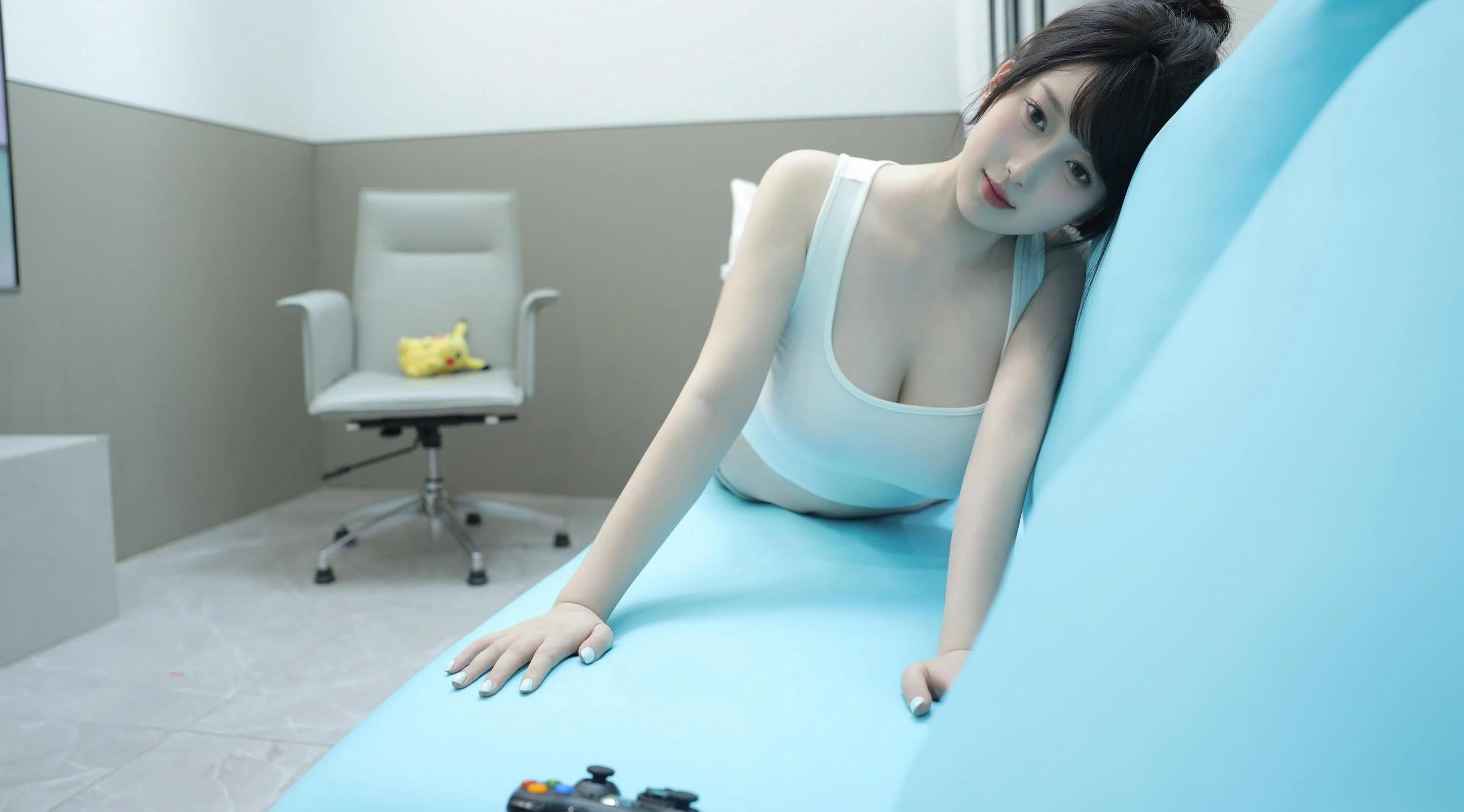 [秀人付费] 李沁恩lrene 诱人私拍福利 居家女友 第 28 张