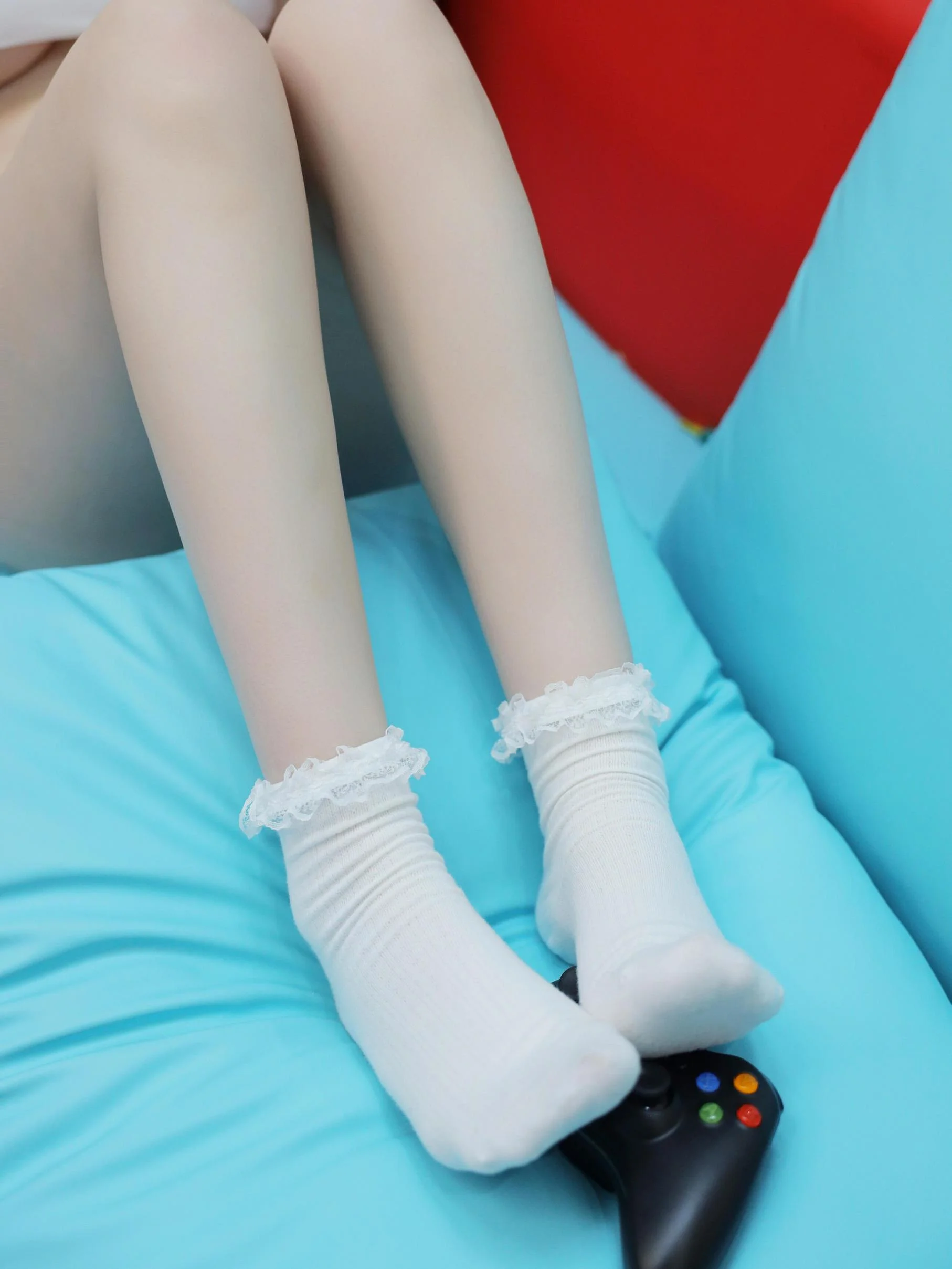 [秀人付费] 李沁恩lrene 诱人私拍福利 居家女友 第 37 张