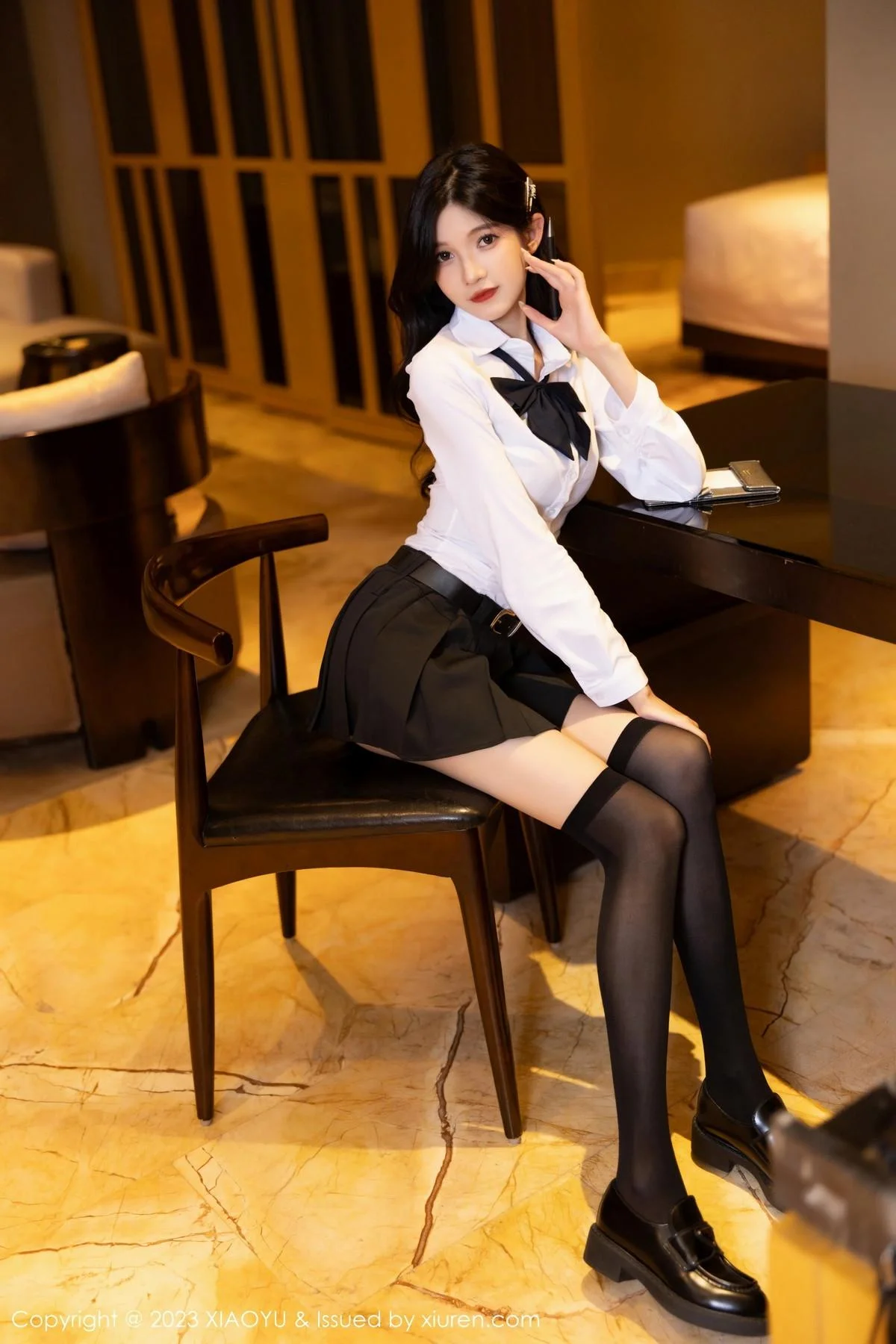程程程性感白T配黑短裙露黑色蕾丝内衣秀曼妙身姿绝美写真 第 28 张