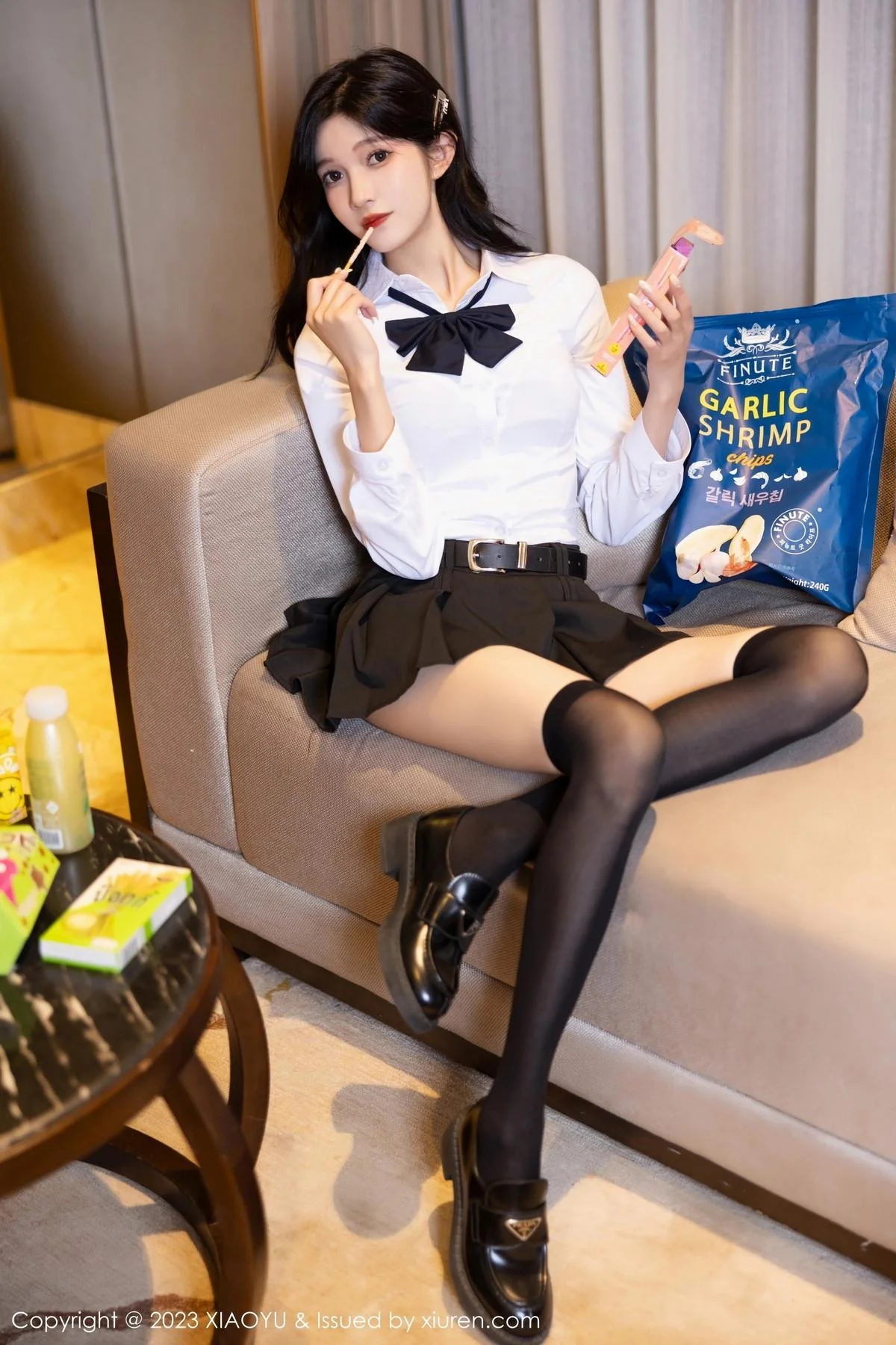 程程程性感白T配黑短裙露黑色蕾丝内衣秀曼妙身姿绝美写真 第 47 张