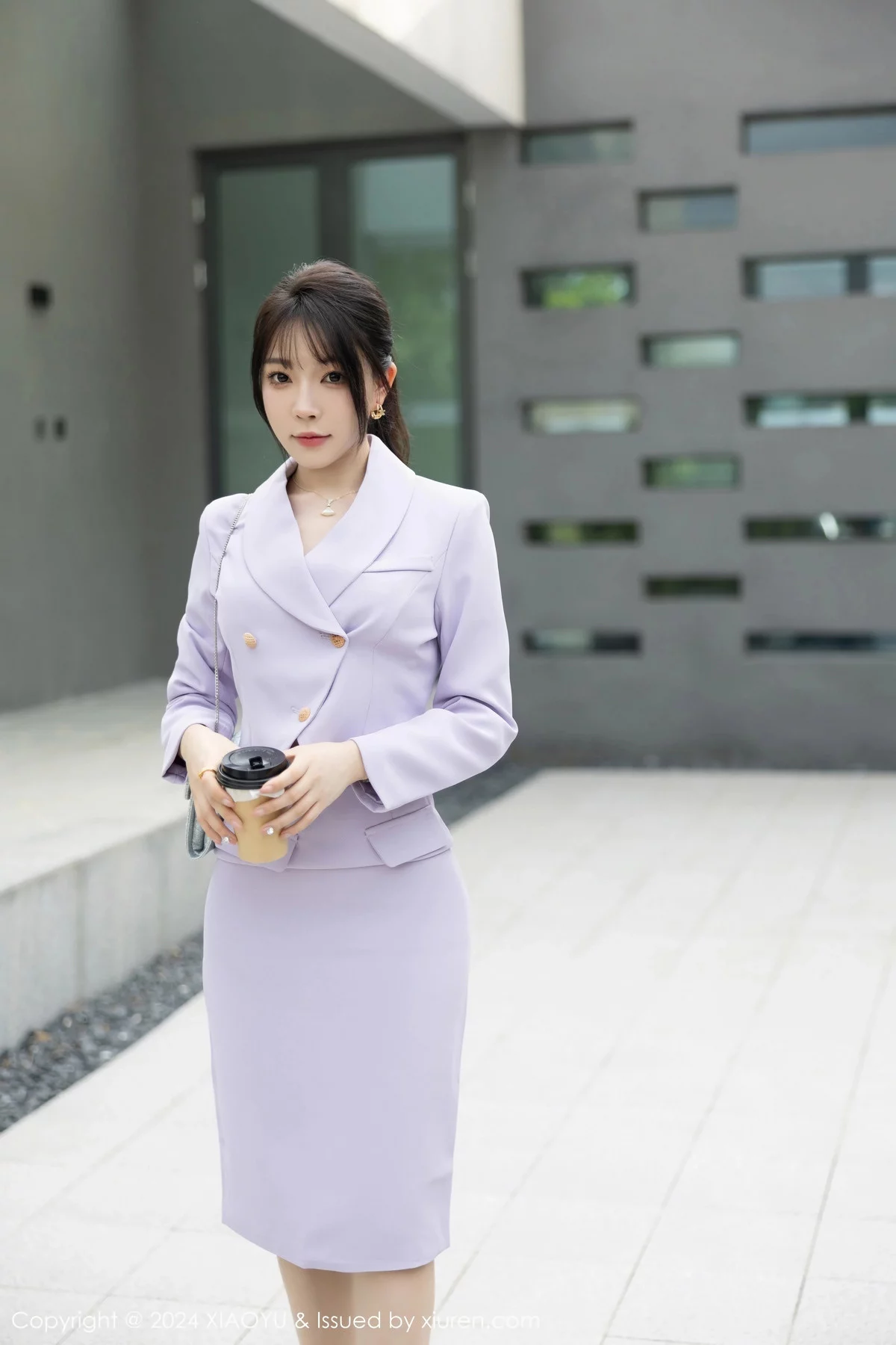 徐莉芝Booty性感淡紫短裙套装露淡紫蕾丝内衣迷人绝美写真 第 1 张