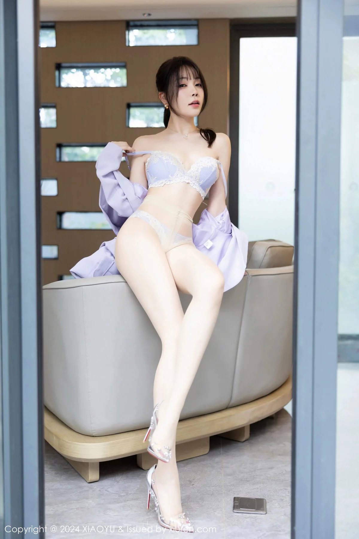 徐莉芝Booty性感淡紫短裙套装露淡紫蕾丝内衣迷人绝美写真 第 123 张