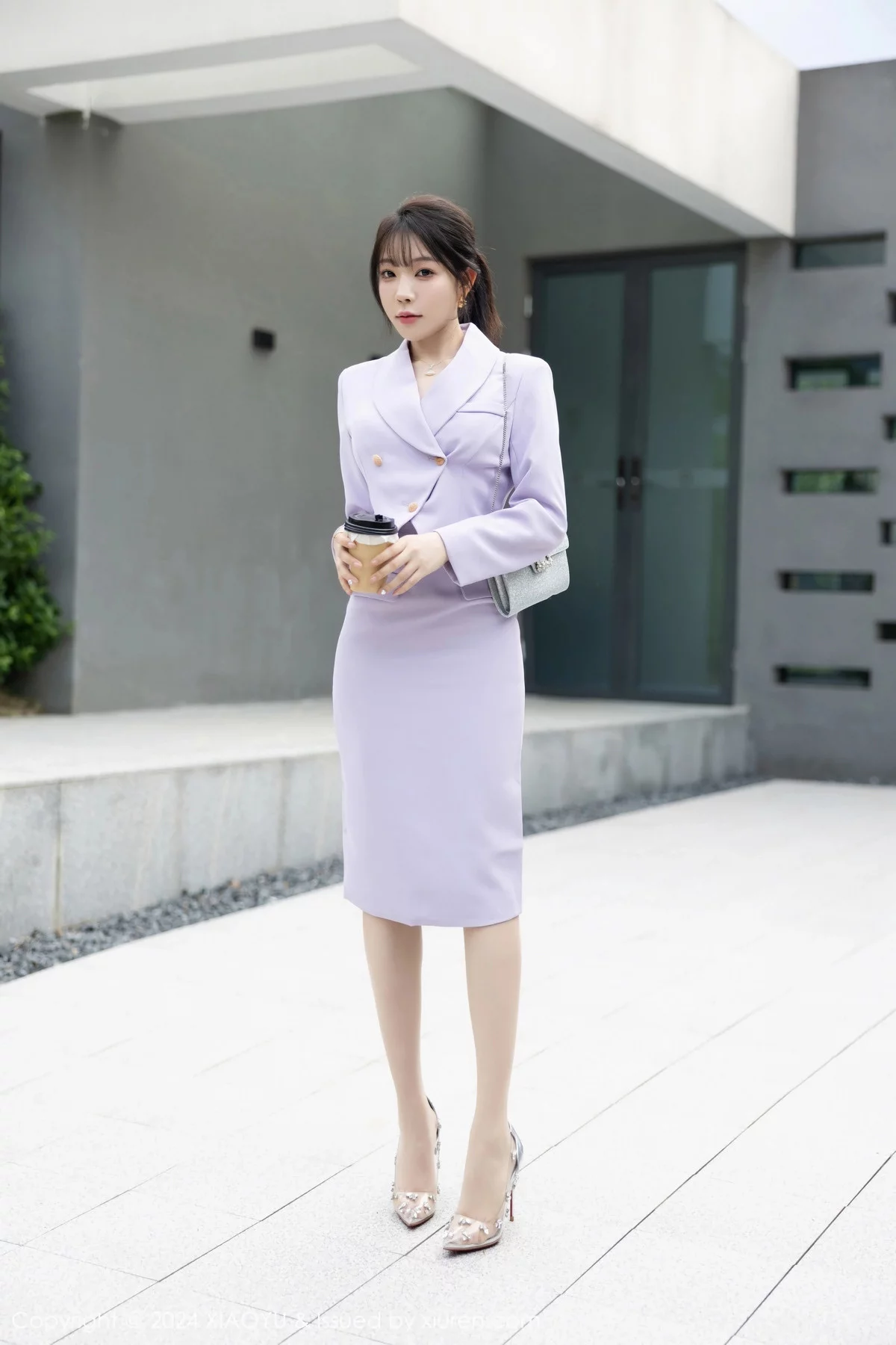 徐莉芝Booty性感淡紫短裙套装露淡紫蕾丝内衣迷人绝美写真 第 4 张