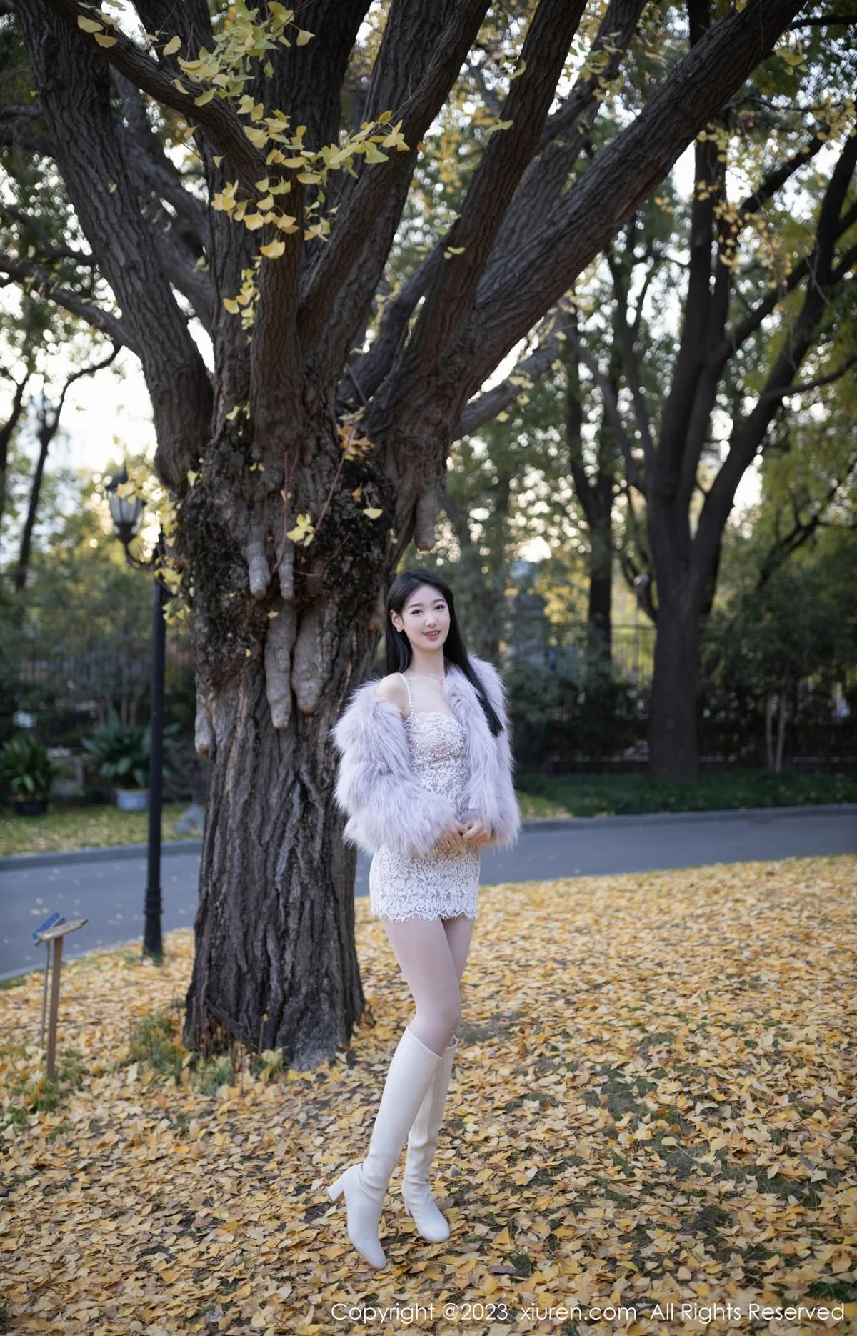 唐安琪性感白色蕾丝吊带裙配开档白丝秀曼妙身姿绝美写真 第 71 张