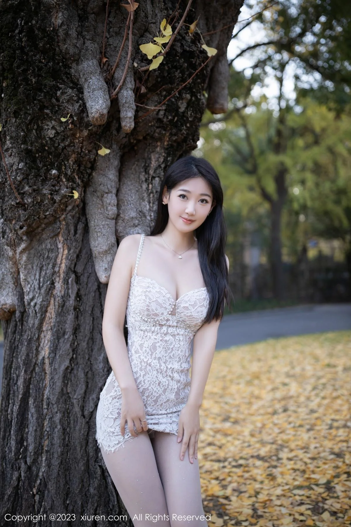 唐安琪性感白色蕾丝吊带裙配开档白丝秀曼妙身姿绝美写真 第 73 张