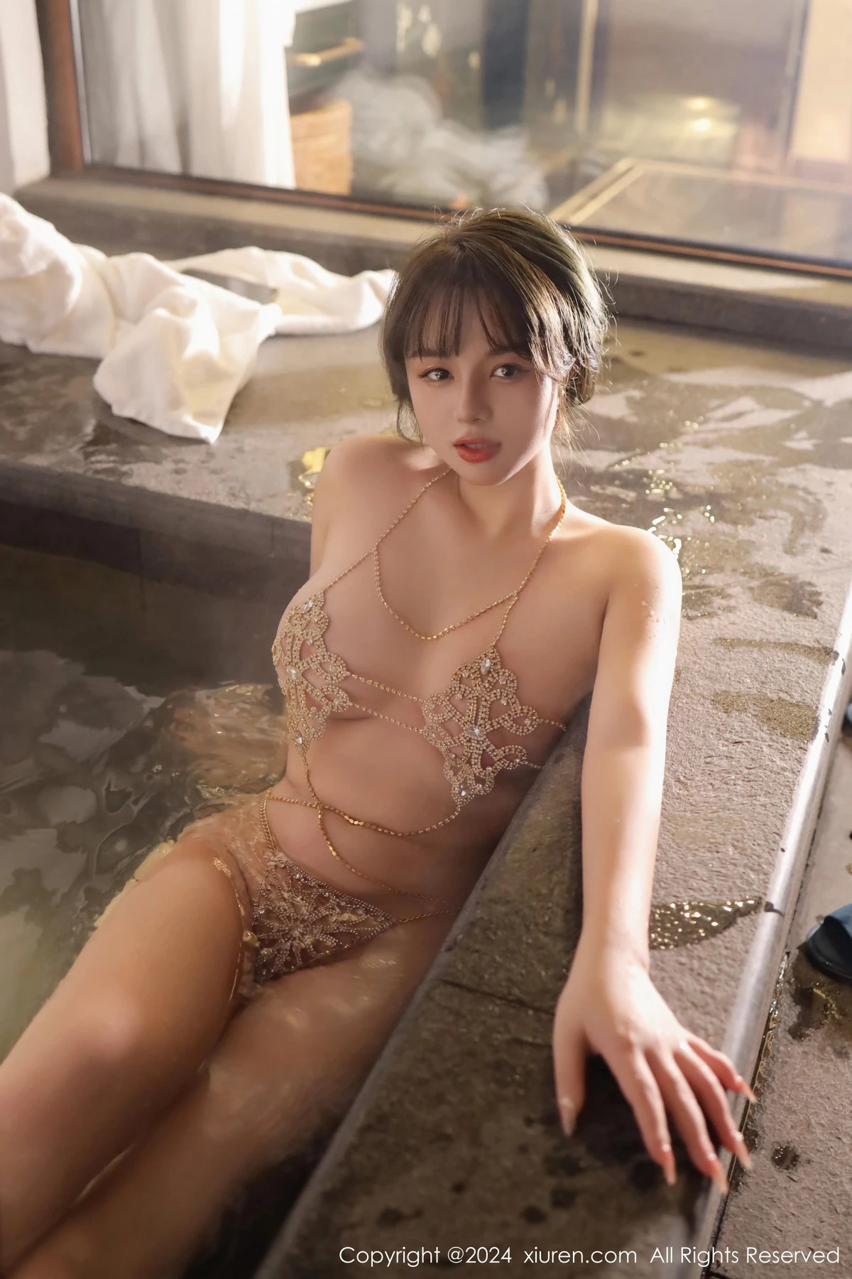 沈思怡室内温泉性感链式情趣服饰秀惹火身材极致绝美写真 第 43 张