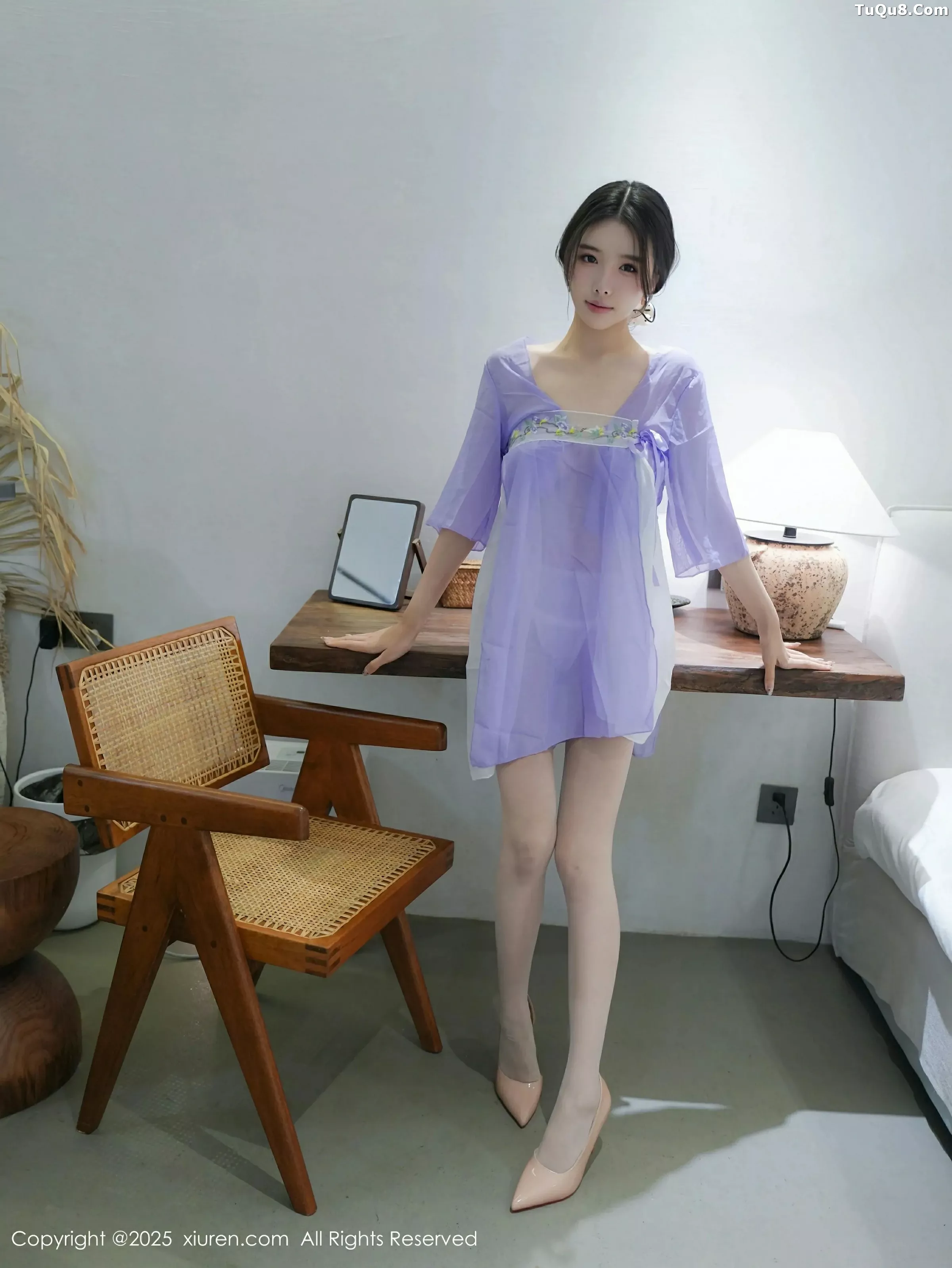 袁圆紫色薄纱汉服露白色内衣配白丝袜秀曼妙身姿绝美写真 第 33 张