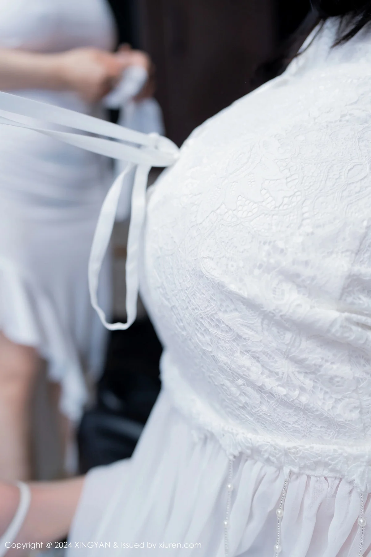 合集林幼一＆潘思沁性感白色连衣裙秀丰满身材绝美写真 第 49 张
