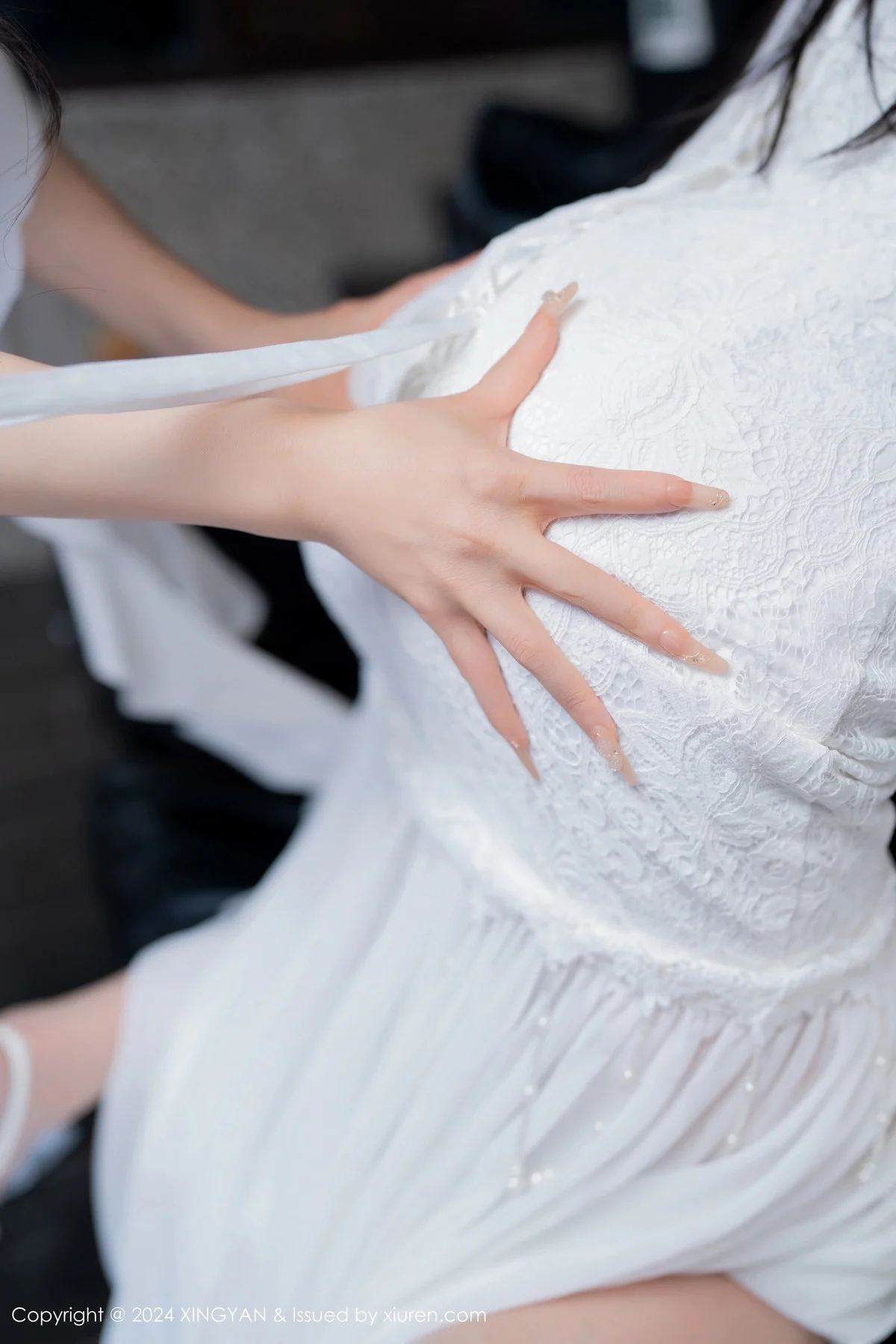 合集林幼一＆潘思沁性感白色连衣裙秀丰满身材绝美写真 第 51 张