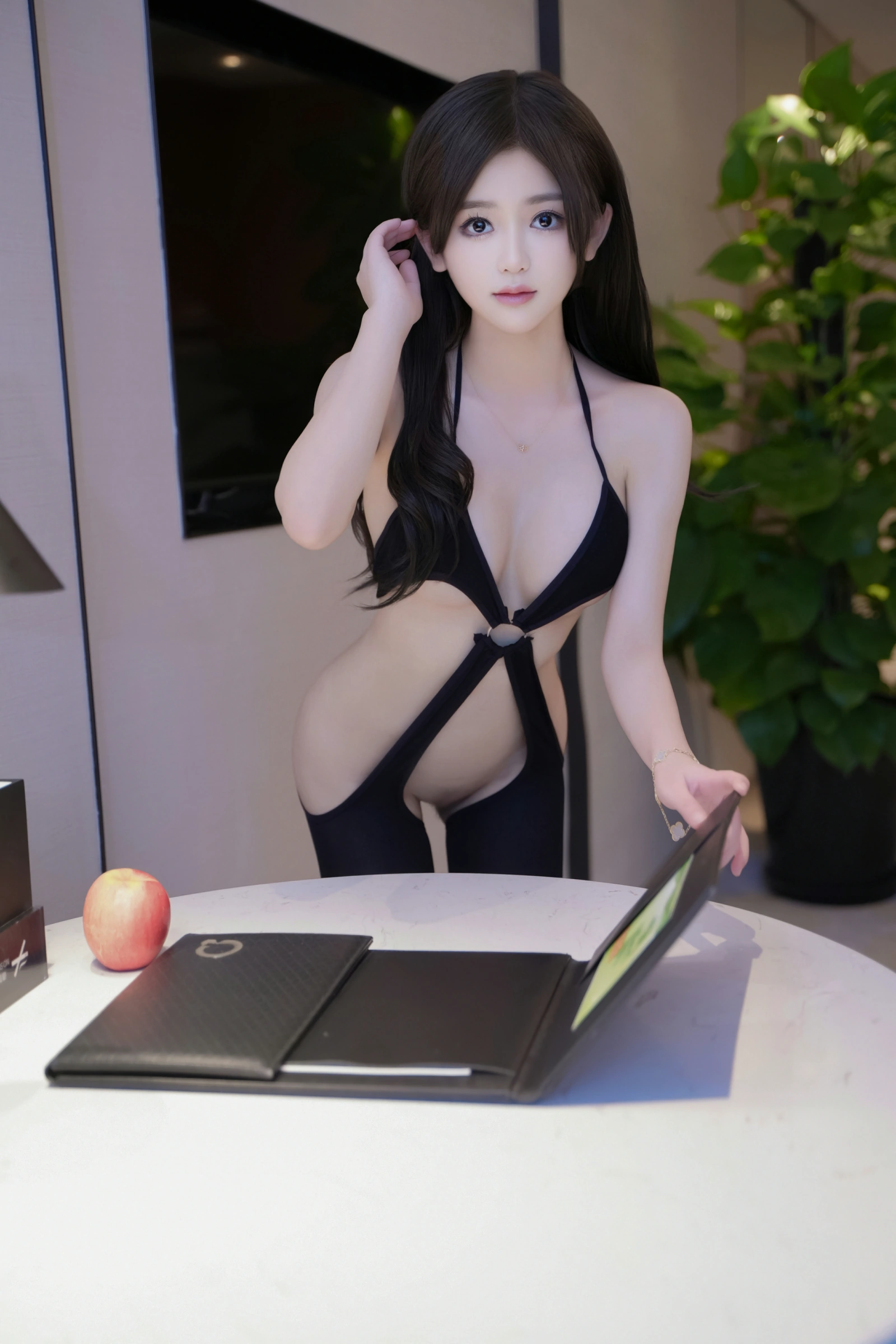 [秀人付费] 奶茶味的包子 诱人私拍福利 连体黑丝 第 8 张
