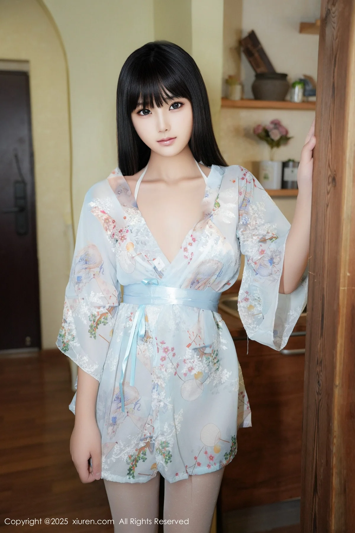 姚若兮vay性感浅绿碎花情趣裙配白丝裤袜秀曼妙身姿绝美写真 第 7 张