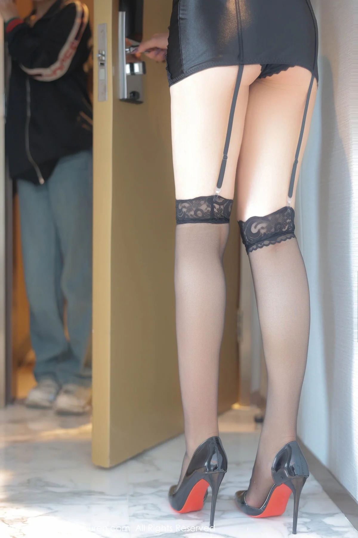 合集周周不吃香菜私房性感姐妹花黑色内衣完美绝美写真 第 5 张