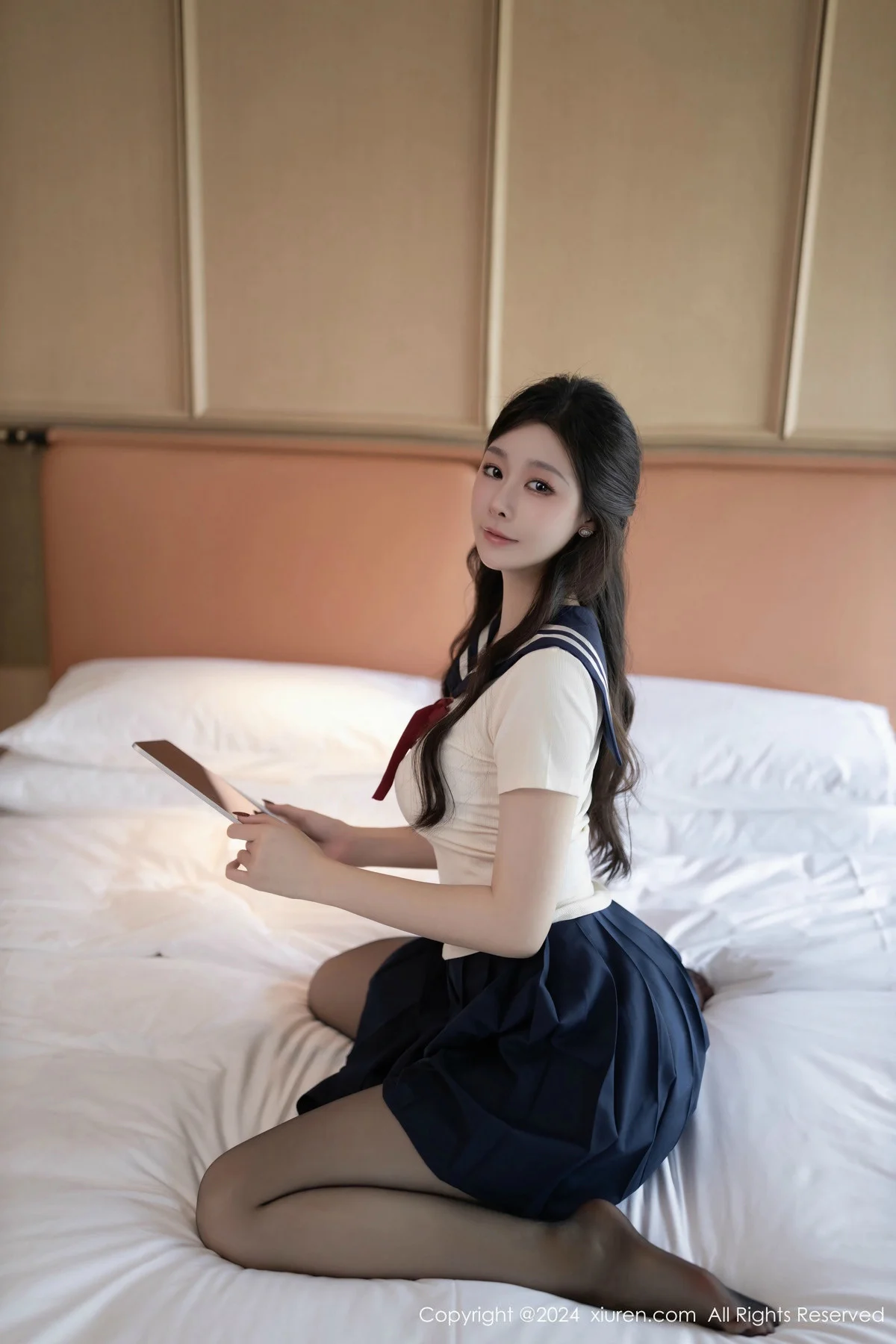小逗逗性感JK制服露白色内衣配超薄黑丝秀曼妙身姿绝美写真 第 107 张