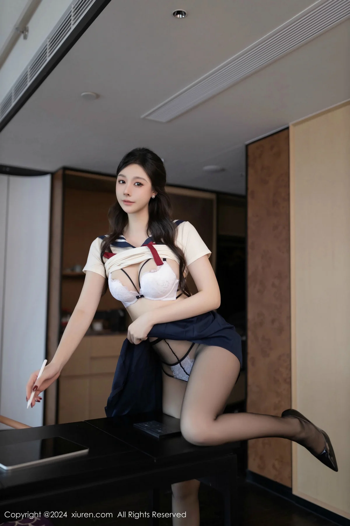 小逗逗性感JK制服露白色内衣配超薄黑丝秀曼妙身姿绝美写真 第 75 张