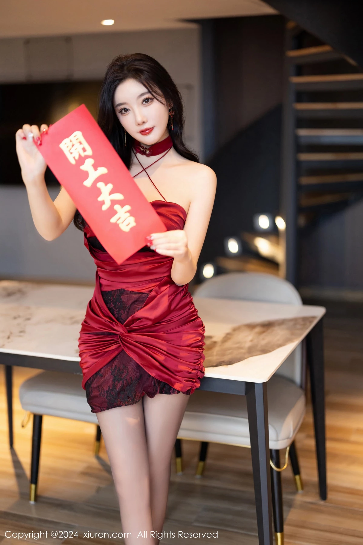 杨晨晨Yome性感连衣短裙+红色蕾丝内衣秀完美身材绝美写真 第 2 张