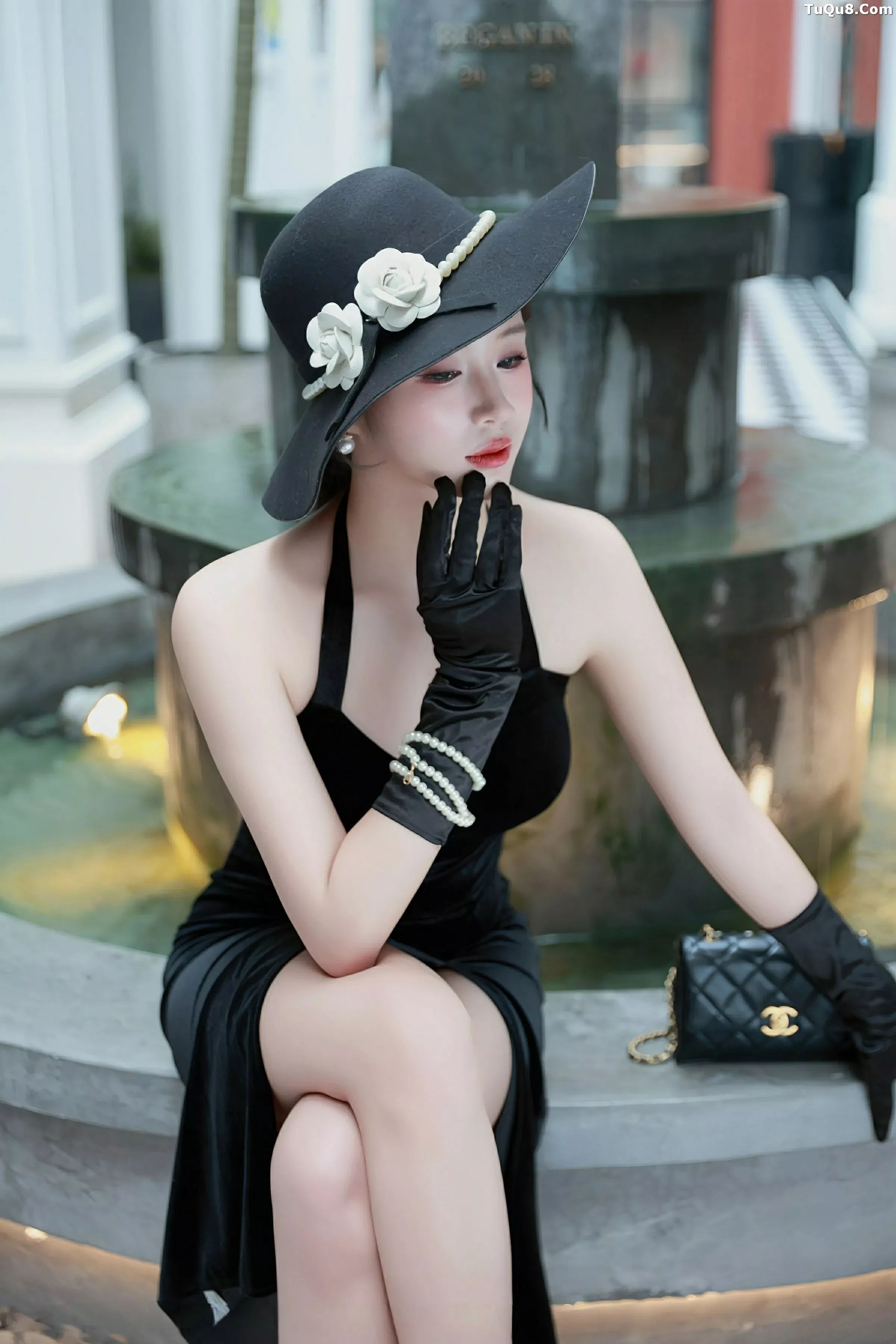 南乔性感黑色连衣裙+紫色情趣内衣秀柔美身姿撩人绝美写真 第 7 张