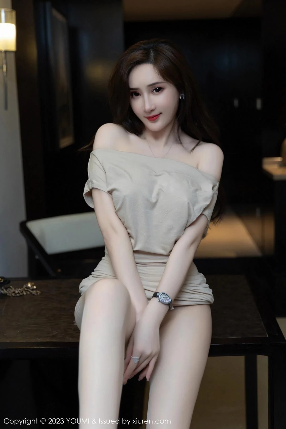 Carol周妍希性感浅色连衣长裙配超薄无内肉丝惹火绝美写真 第 66 张