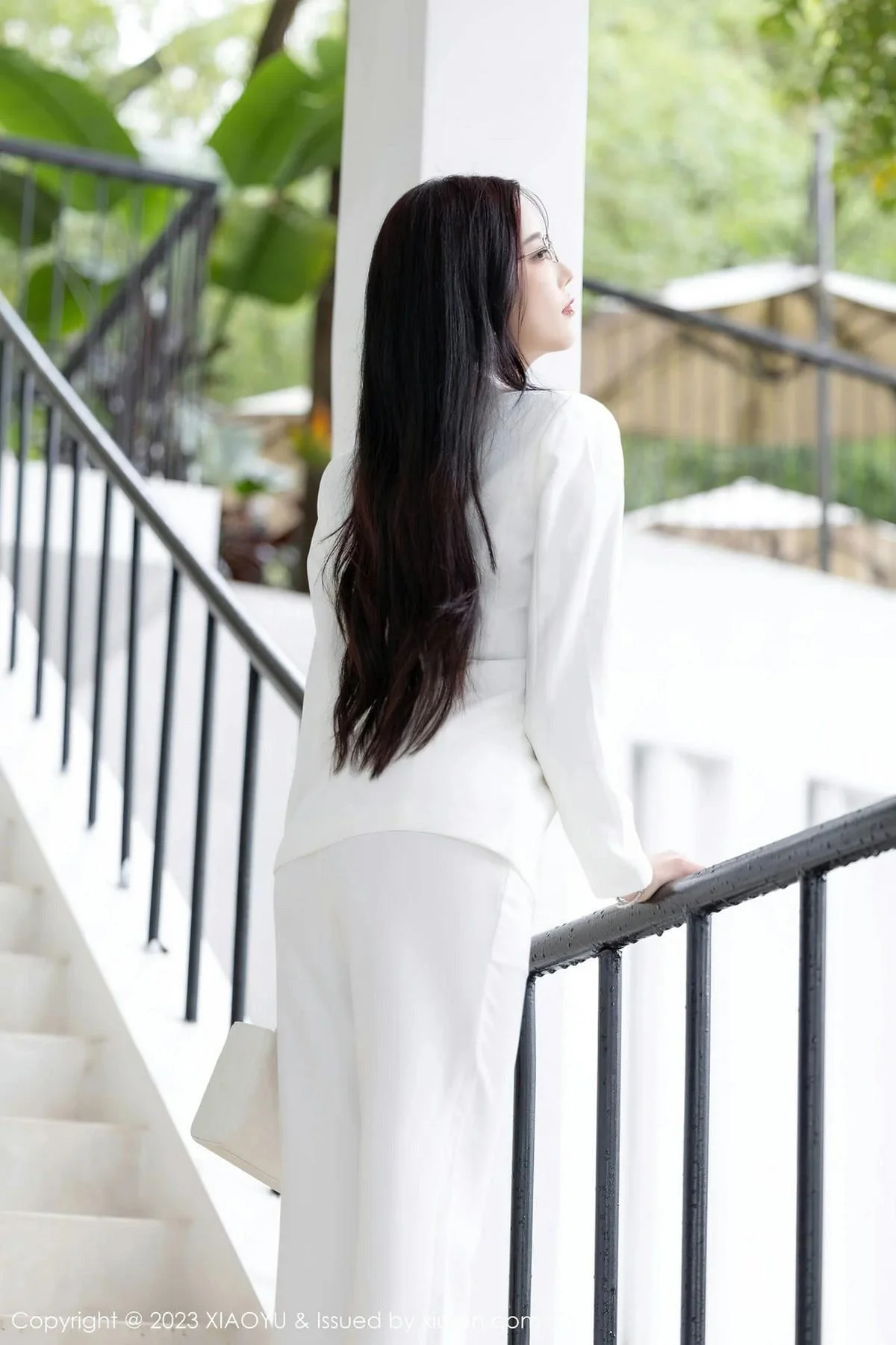 杨晨晨Yome脱OL制服露黑色轻透内衣配超薄肉丝绝美写真 第 13 张