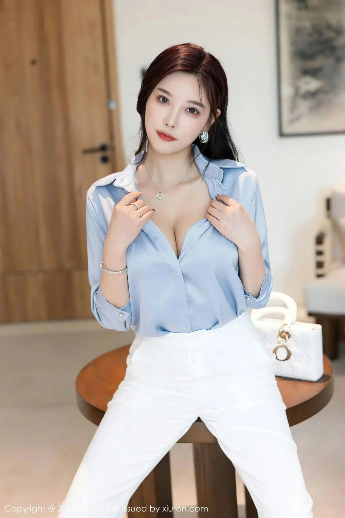 杨晨晨Yome脱OL制服露黑色轻透内衣配超薄肉丝绝美写真 第 45 张