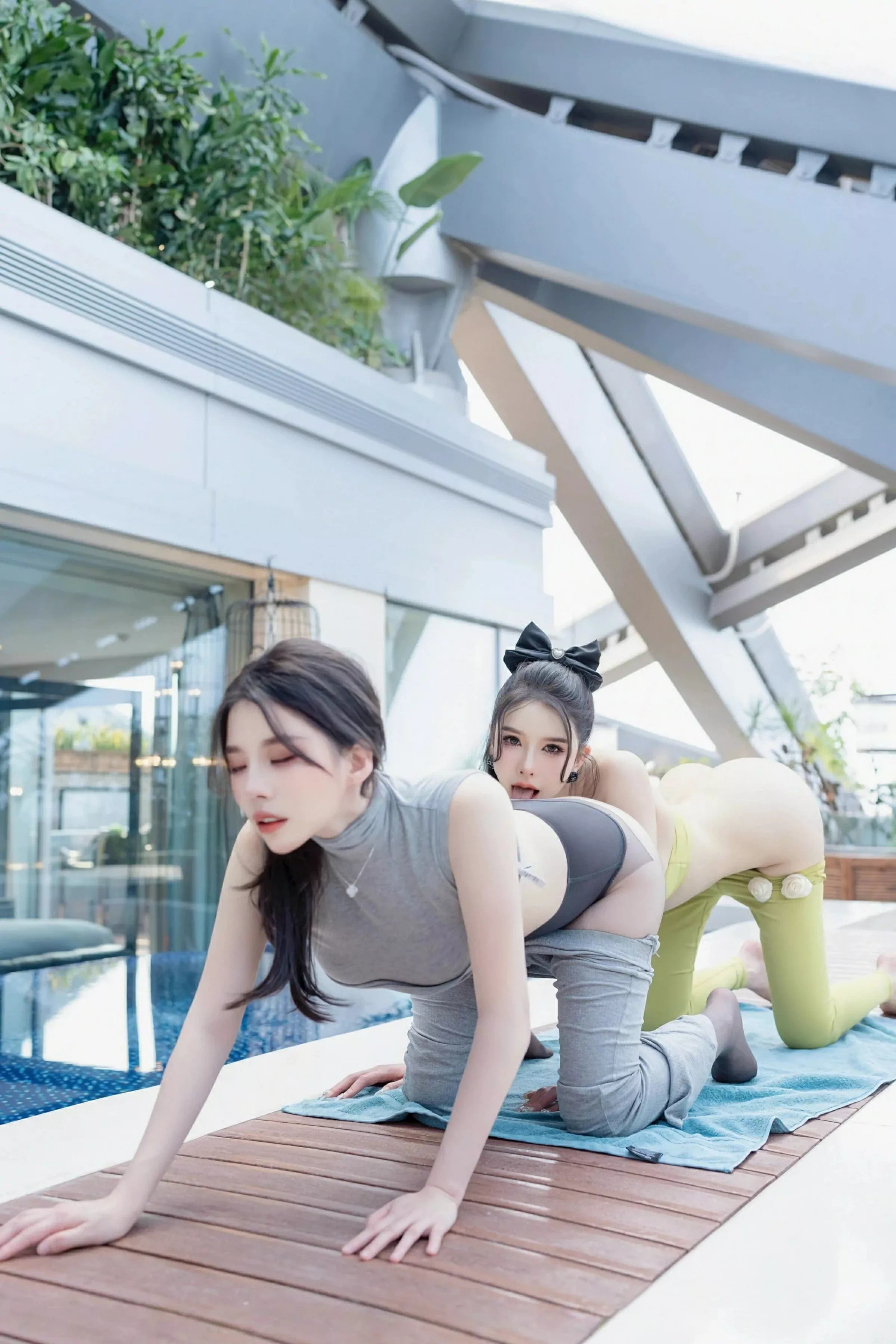 合集李丽莎性感紧身运动套装秀完美身材惹火绝美写真 第 125 张