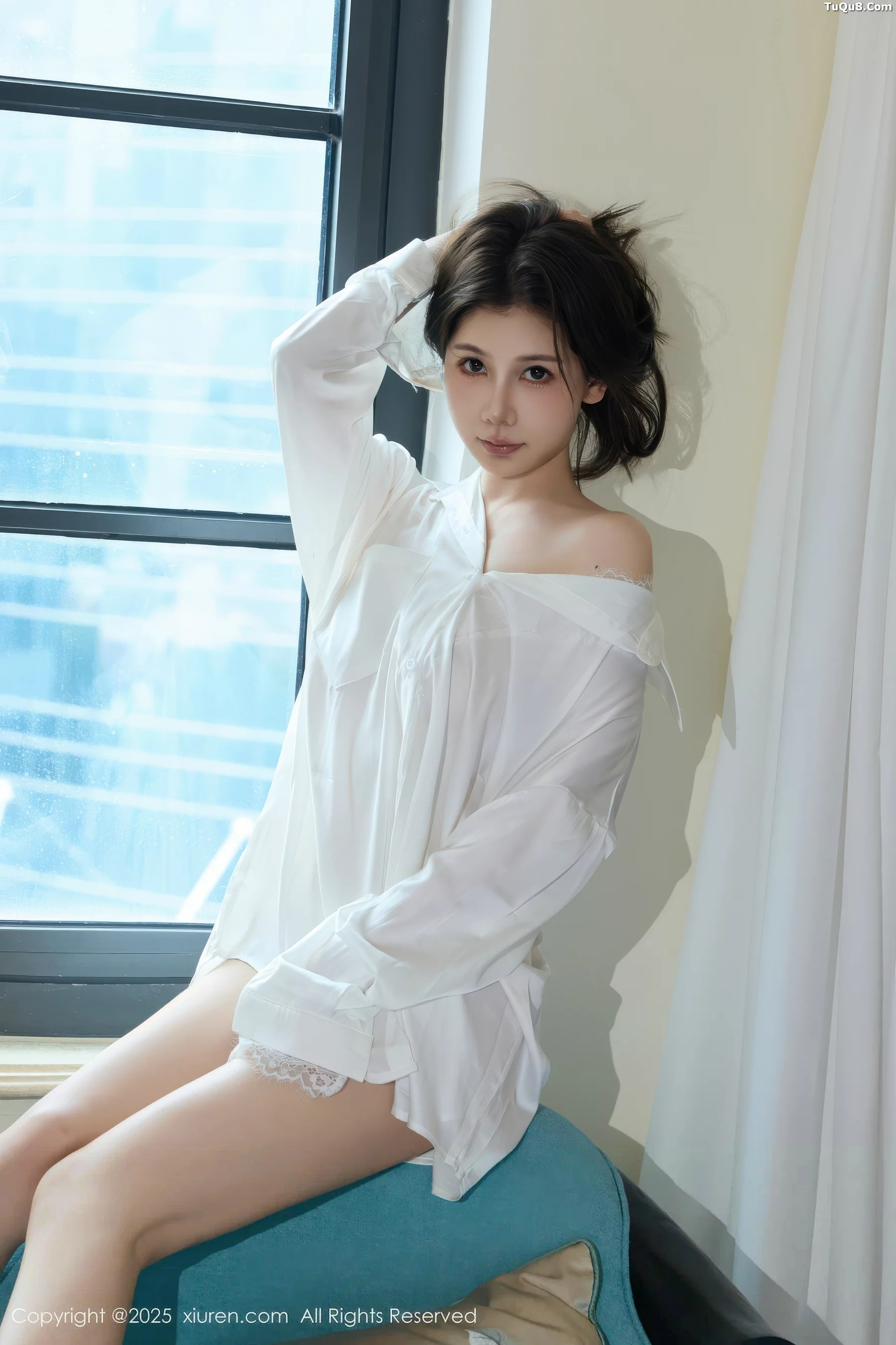 尹甜甜sunny性感白衬衫露白色蕾丝内衣秀完美身材绝美写真 第 1 张