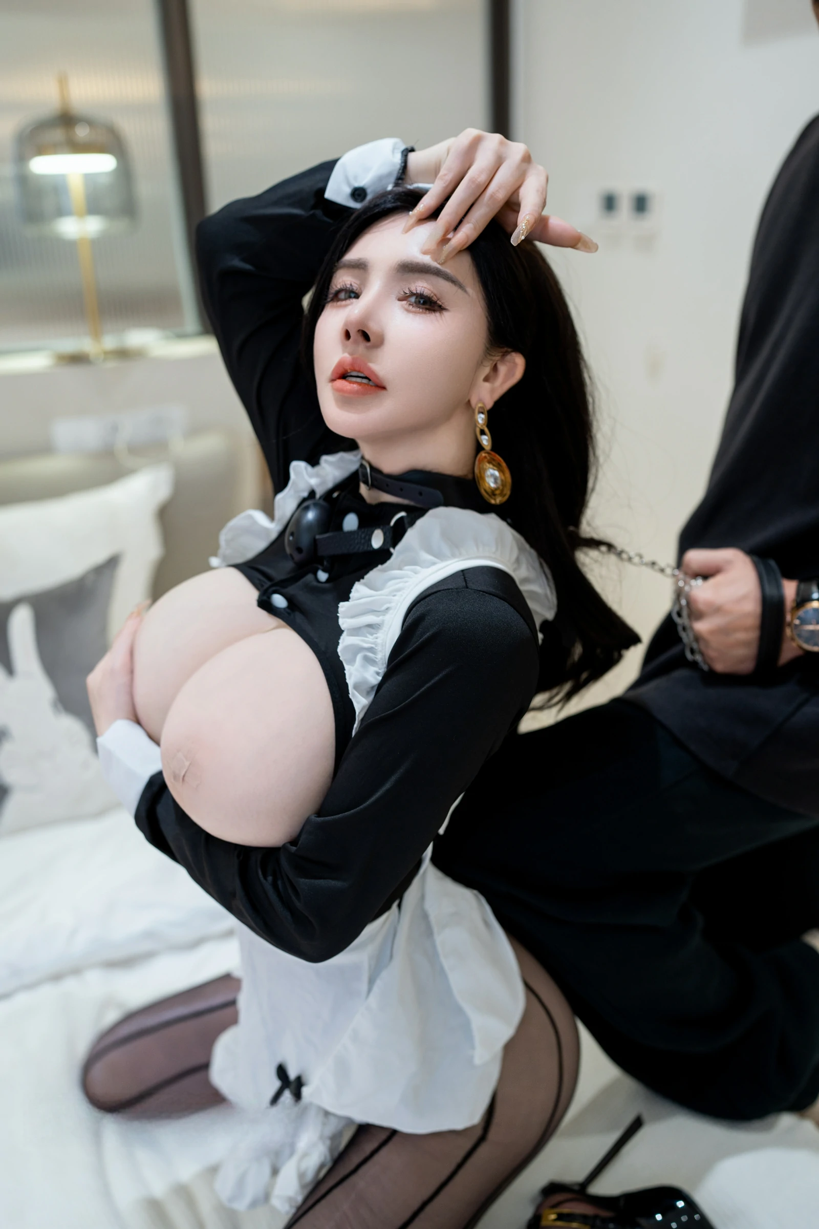 [秀人付费] 潘思沁 诱人私拍福利 女仆和主人 第 63 张