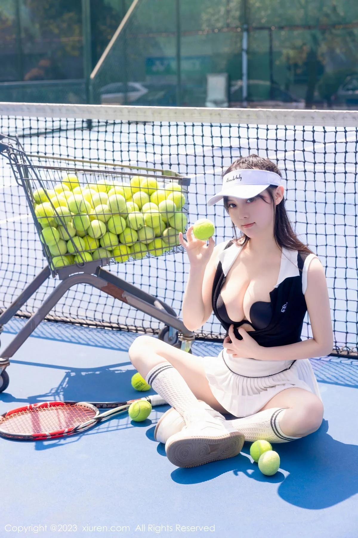 豆瓣酱性感白色短裙网球运动服饰秀翘臀美腿撩人绝美写真 第 28 张