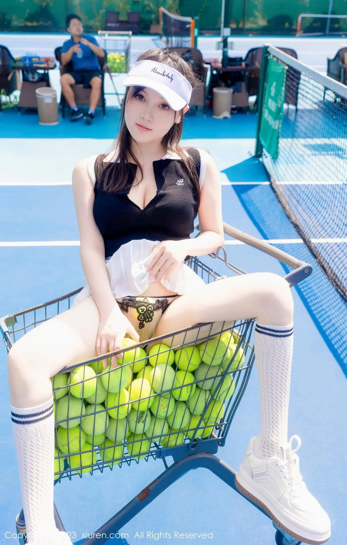 豆瓣酱性感白色短裙网球运动服饰秀翘臀美腿撩人绝美写真 第 46 张