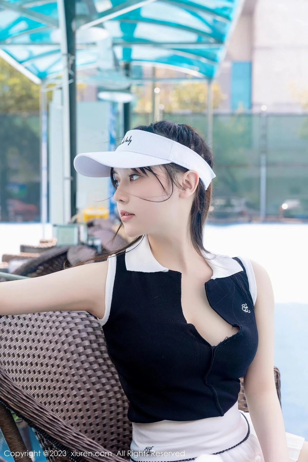豆瓣酱性感白色短裙网球运动服饰秀翘臀美腿撩人绝美写真 第 66 张