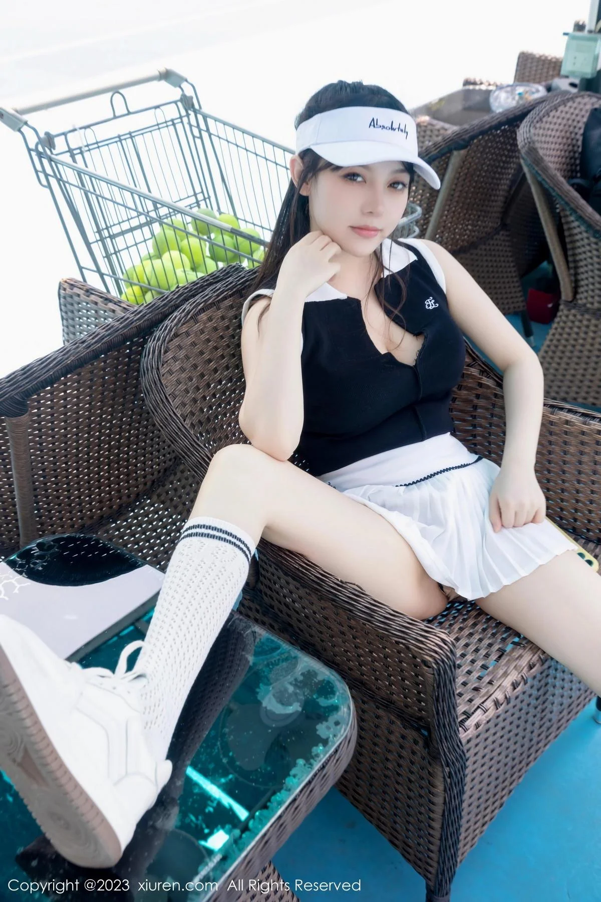 豆瓣酱性感白色短裙网球运动服饰秀翘臀美腿撩人绝美写真 第 69 张