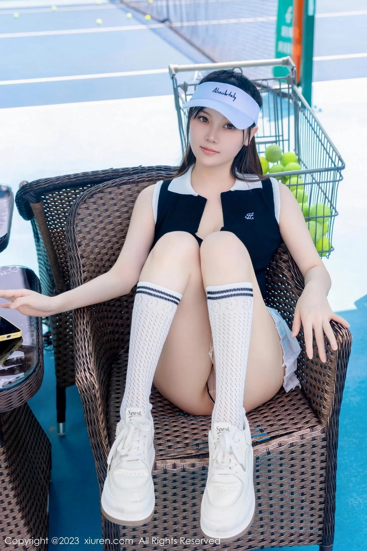 豆瓣酱性感白色短裙网球运动服饰秀翘臀美腿撩人绝美写真 第 78 张