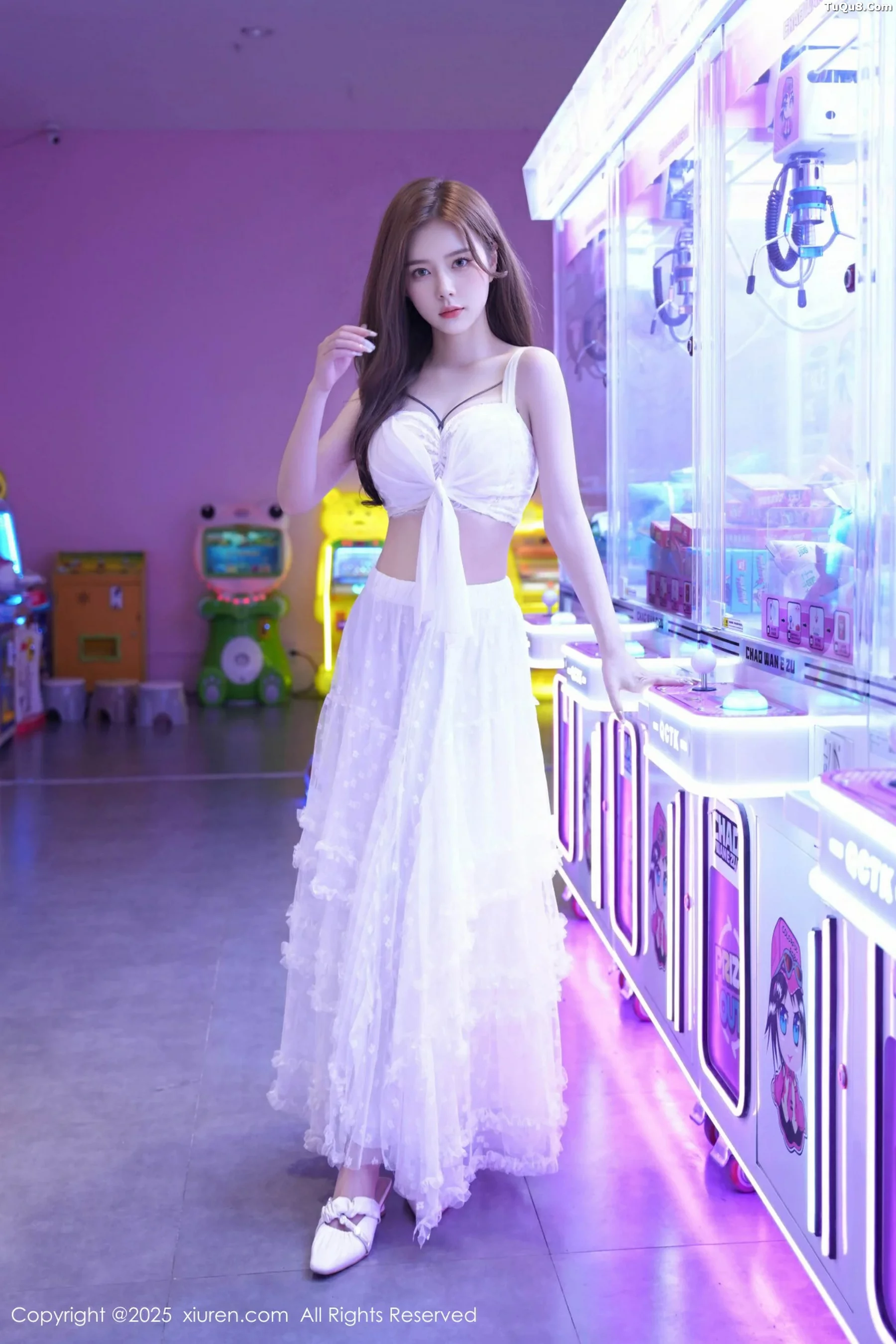 拍黄瓜girl性感白色连衣裙露白色内衣秀曼妙身材绝美写真 第 6 张
