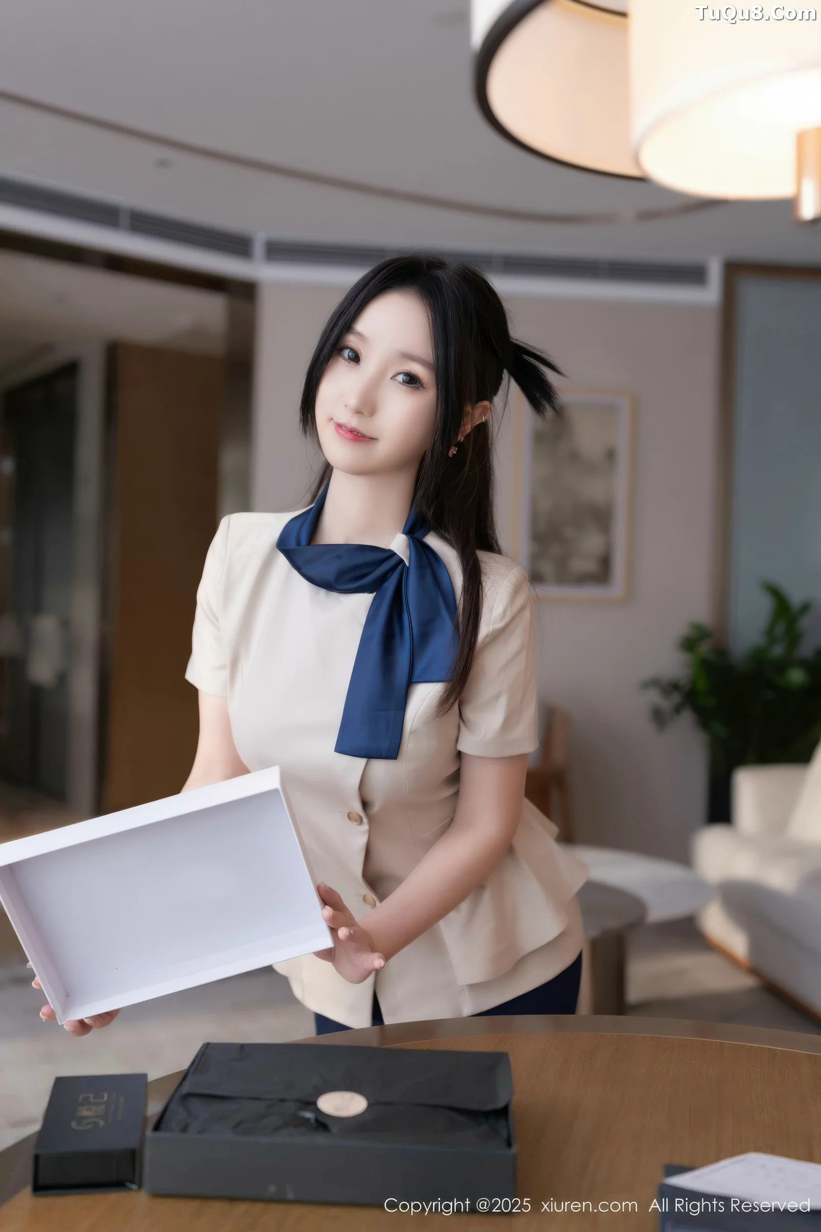 杏子Yada性感OL服饰配超薄肉丝秀曼妙身姿撩人绝美写真 第 19 张