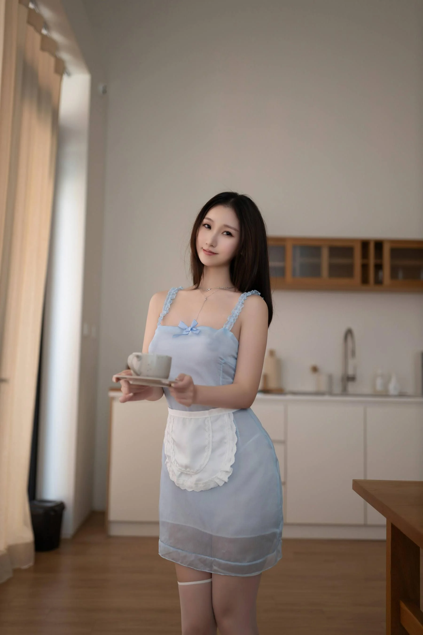 [秀人付费] 鱼子酱Fish&杏子 诱人私拍福利 闺蜜丝袜 第 21 张