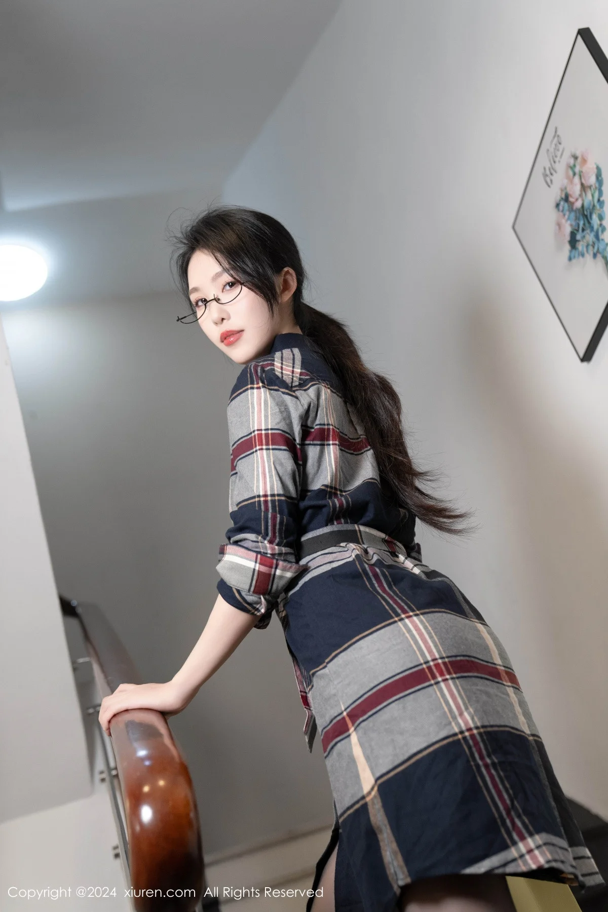 利世连衣短裙露黑色情趣内衣配超薄黑丝秀曼妙身姿绝美写真 第 19 张