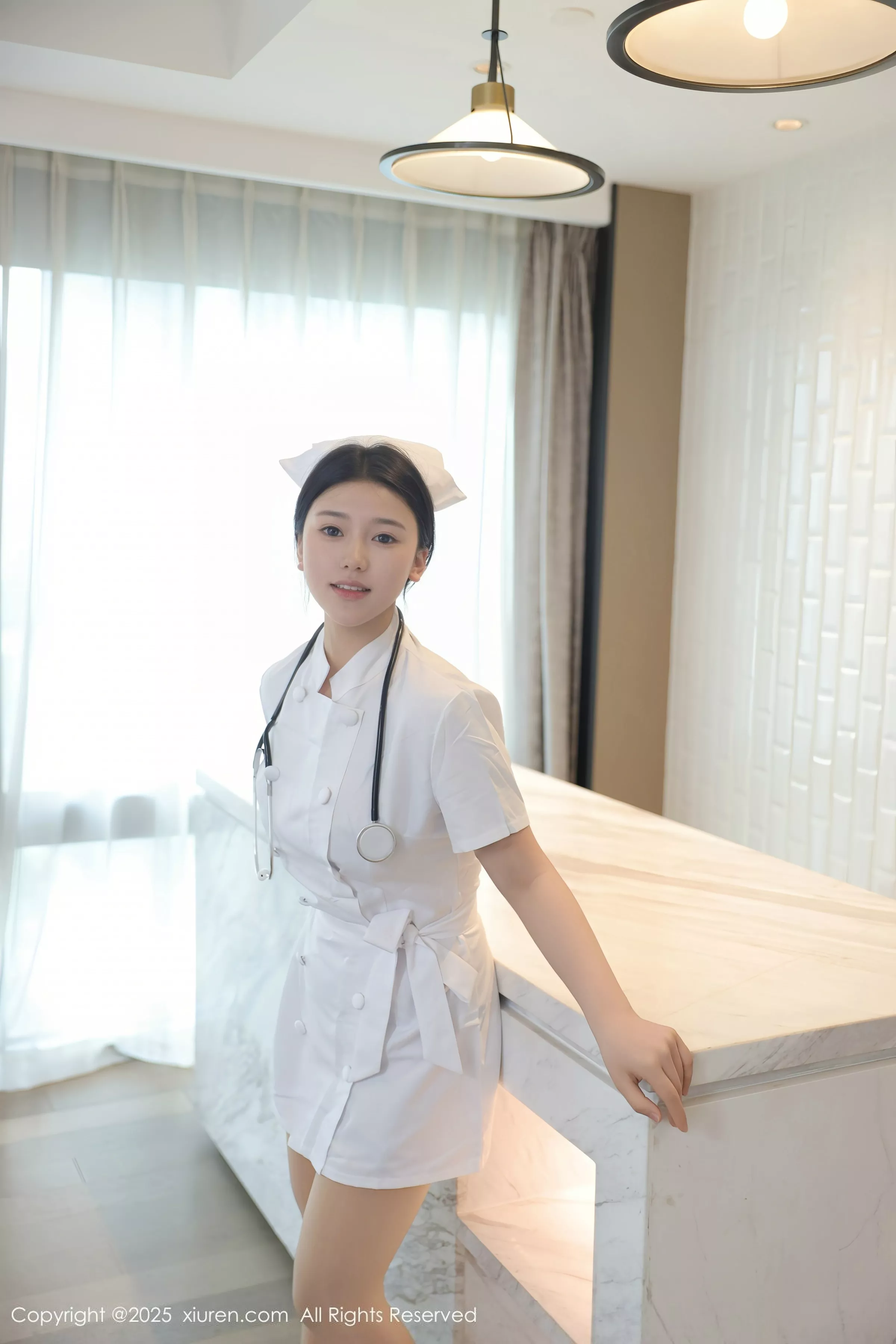 林嘉馨性感白色护士制服露紫色情趣内衣秀丰腴身材绝美写真 第 28 张