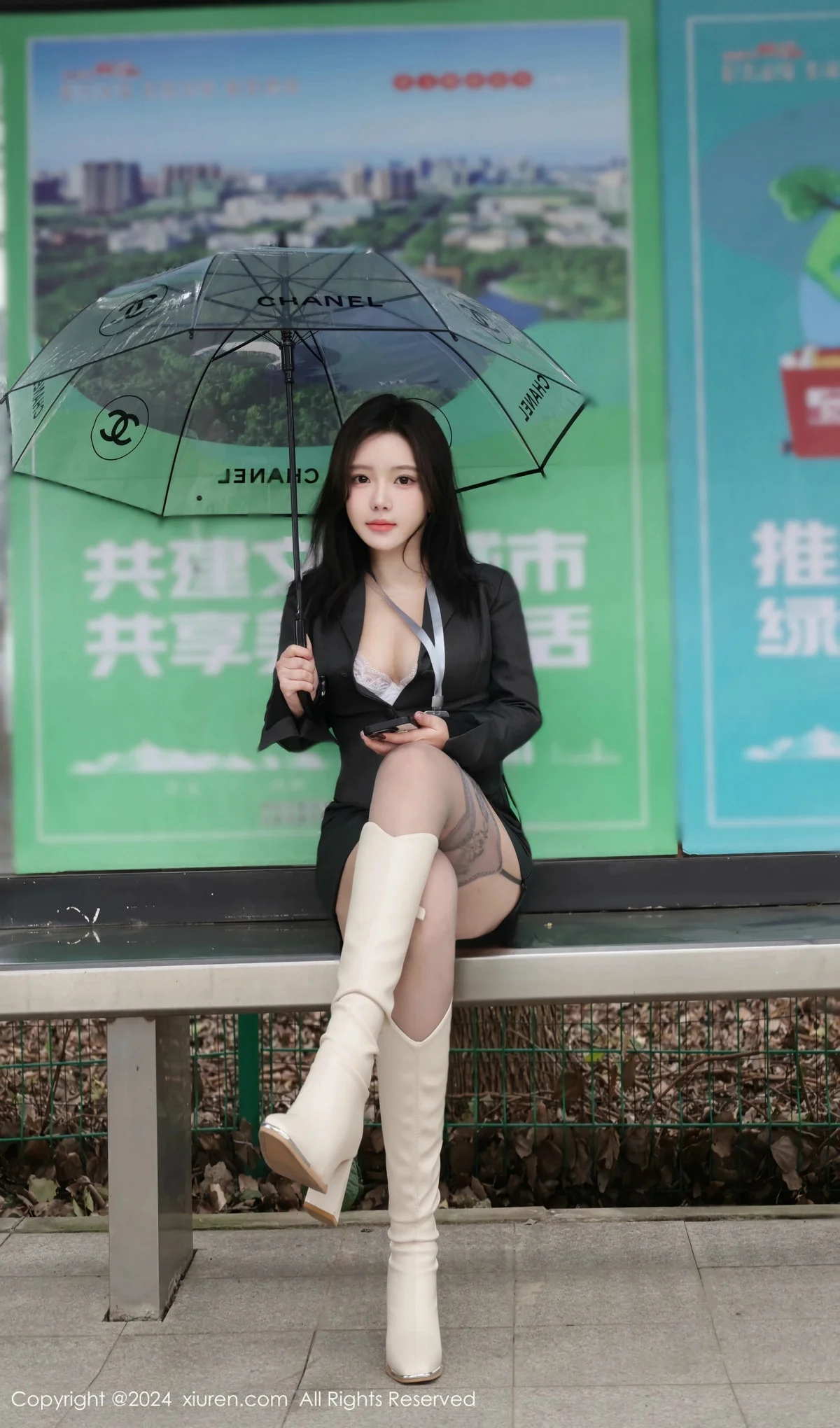 小薯条nienie性感OL制服露情趣内衣配灰丝吊袜秀美腿绝美写真 第 14 张