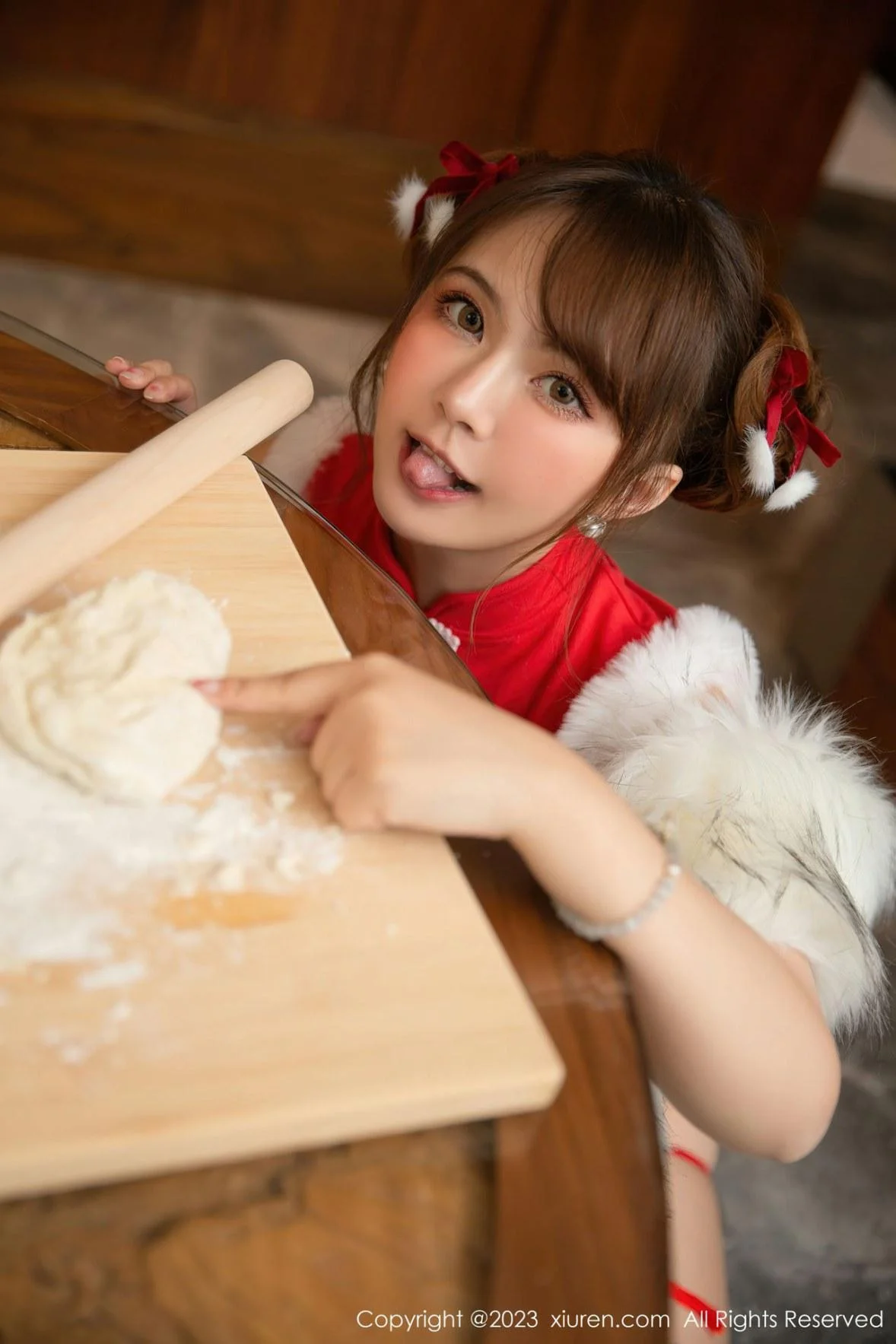 张思允Nice包饺子主题性感喜庆红色服饰秀完美身材绝美写真 第 7 张