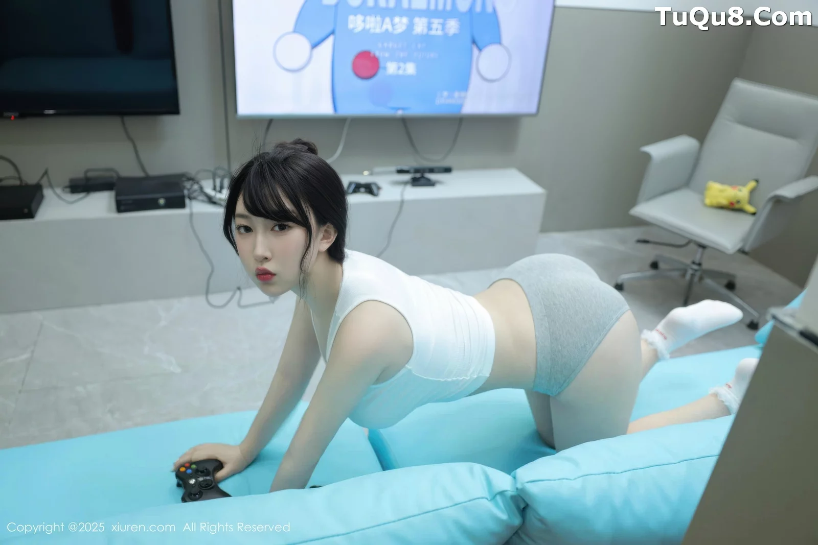 李沁恩lrene性感白色居家上衣配灰色内衣秀丰腴身材绝美写真 第 29 张