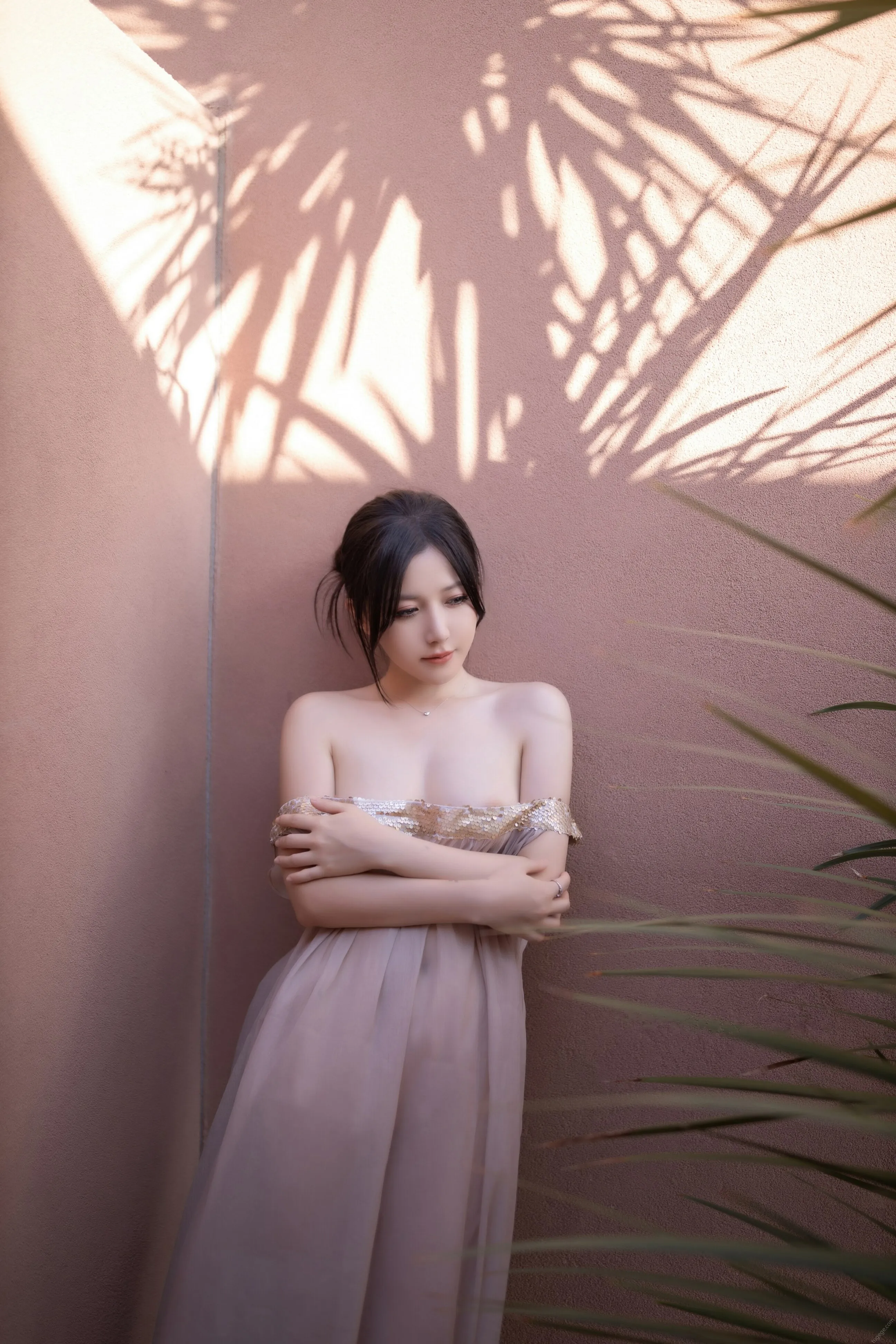 [秀人付费] 鱼子酱Fish 诱人私拍福利 抹胸芦苇女人 第 89 张