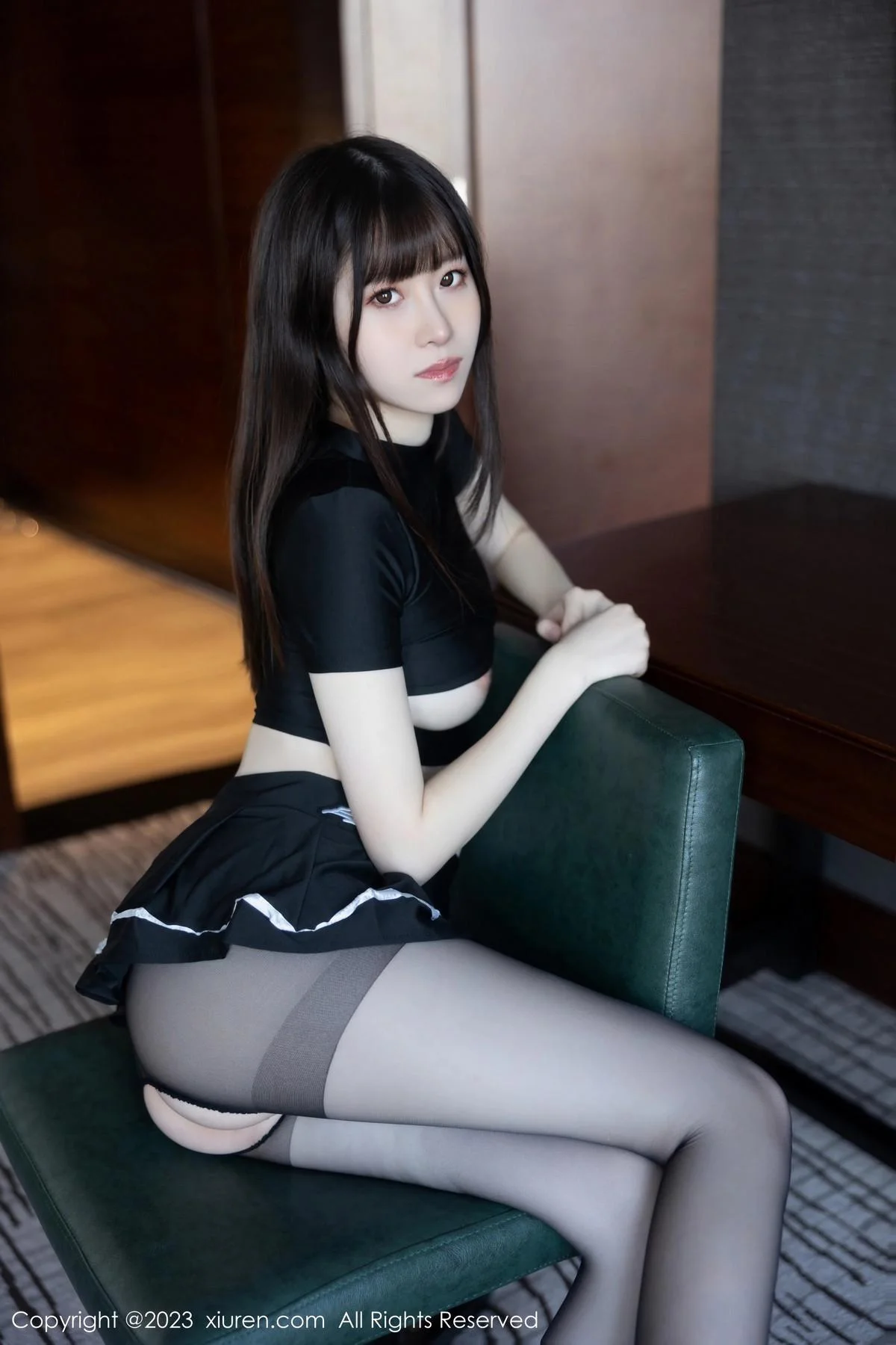 林悠悠性感黑色上衣配黑短裙露开档黑丝秀曼妙身姿绝美写真 第 35 张