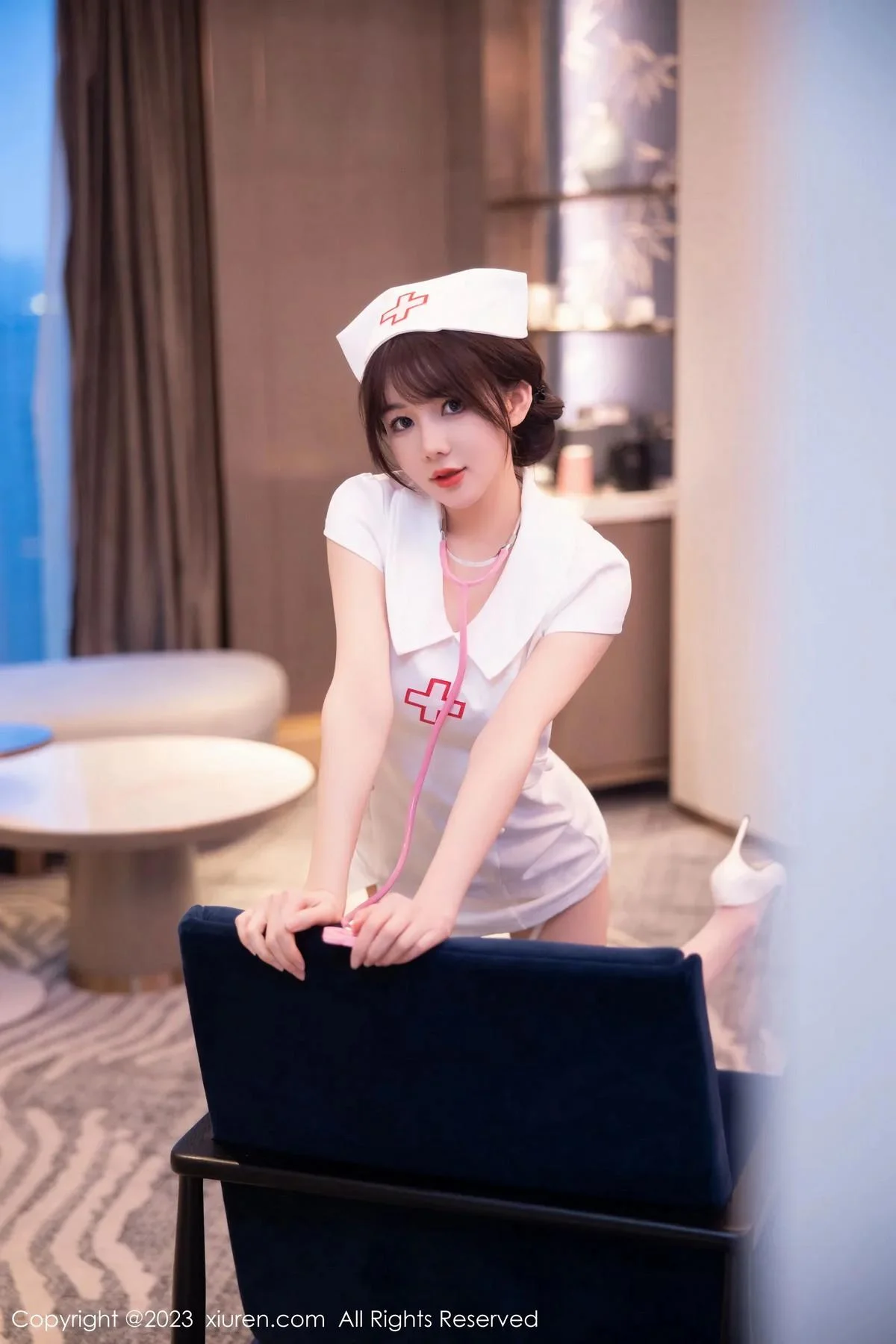 婠婠么性感白色情趣护士服配白丝吊袜秀曼妙身姿绝美写真 第 16 张