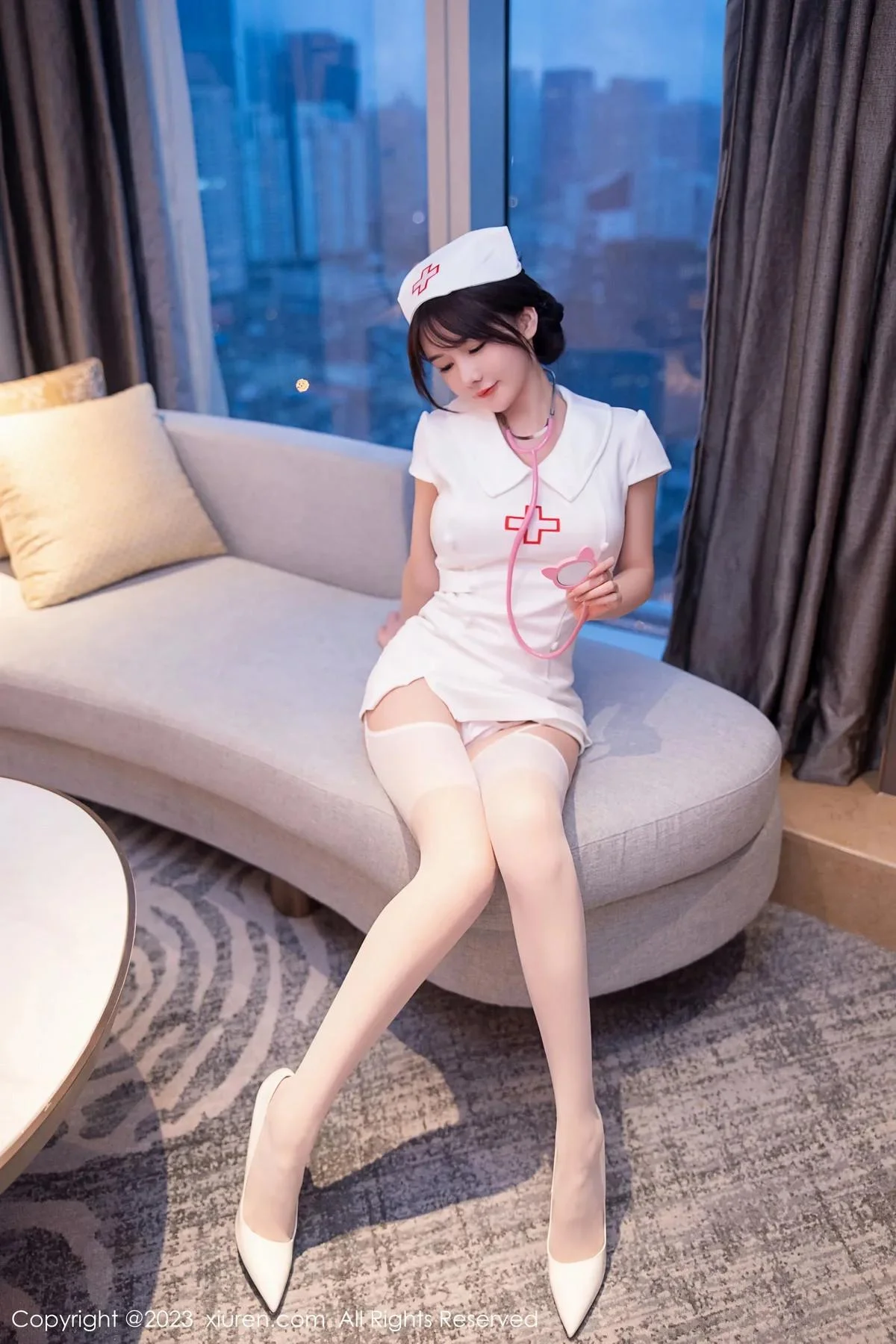 婠婠么性感白色情趣护士服配白丝吊袜秀曼妙身姿绝美写真 第 26 张