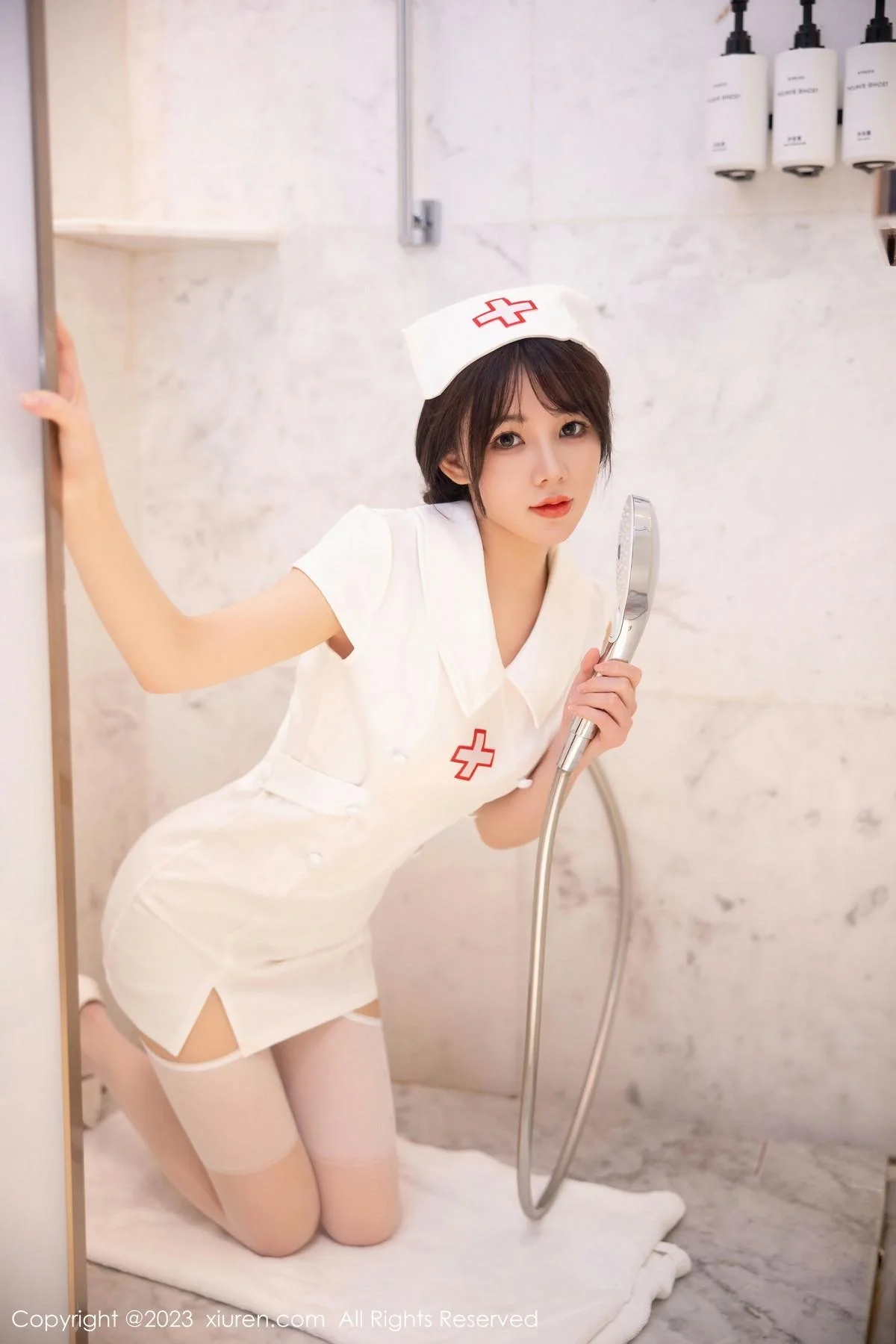 婠婠么性感白色情趣护士服配白丝吊袜秀曼妙身姿绝美写真 第 66 张