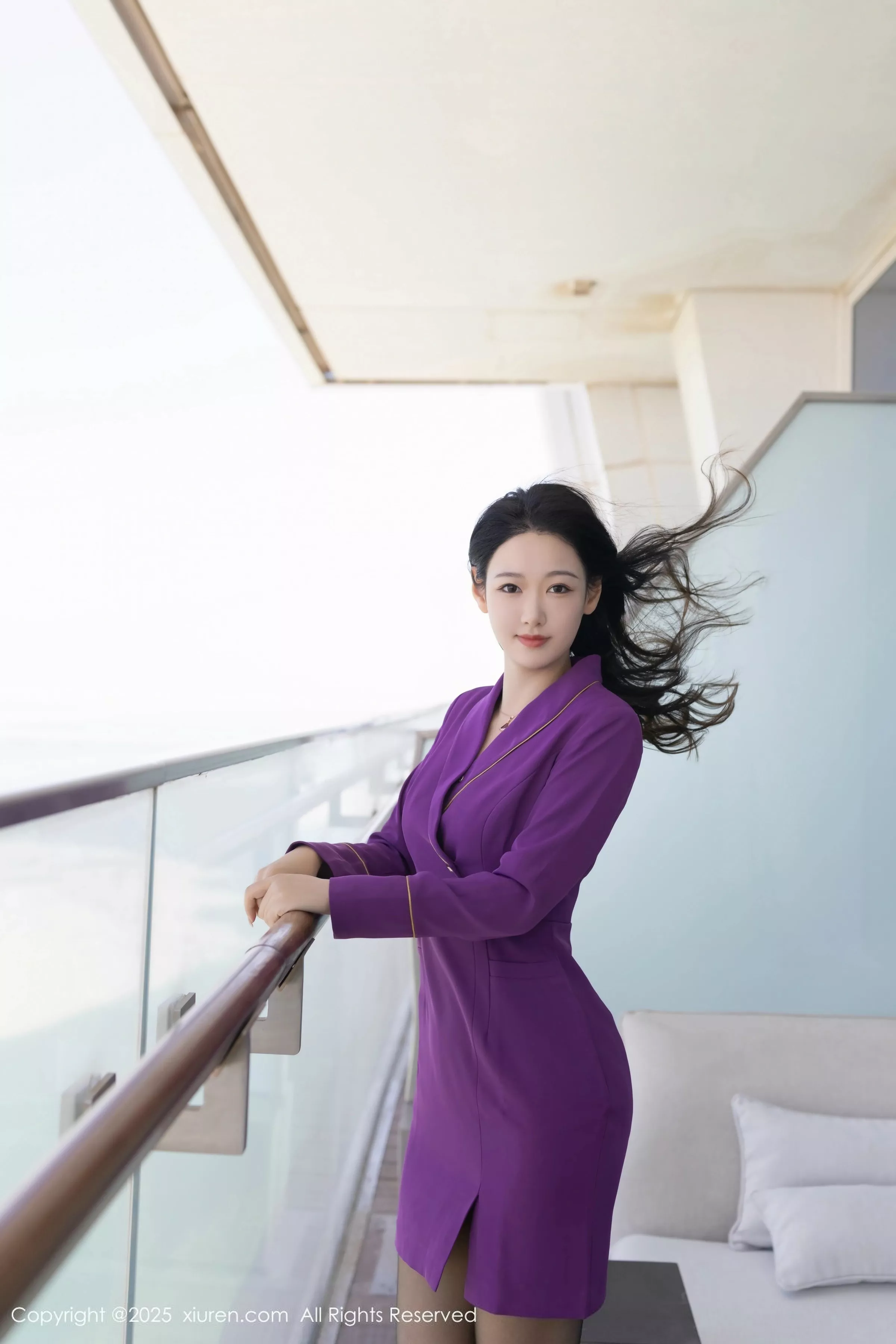 唐安琪性感紫色制服露白色内衣配超薄黑丝秀曼妙身姿绝美写真 第 4 张